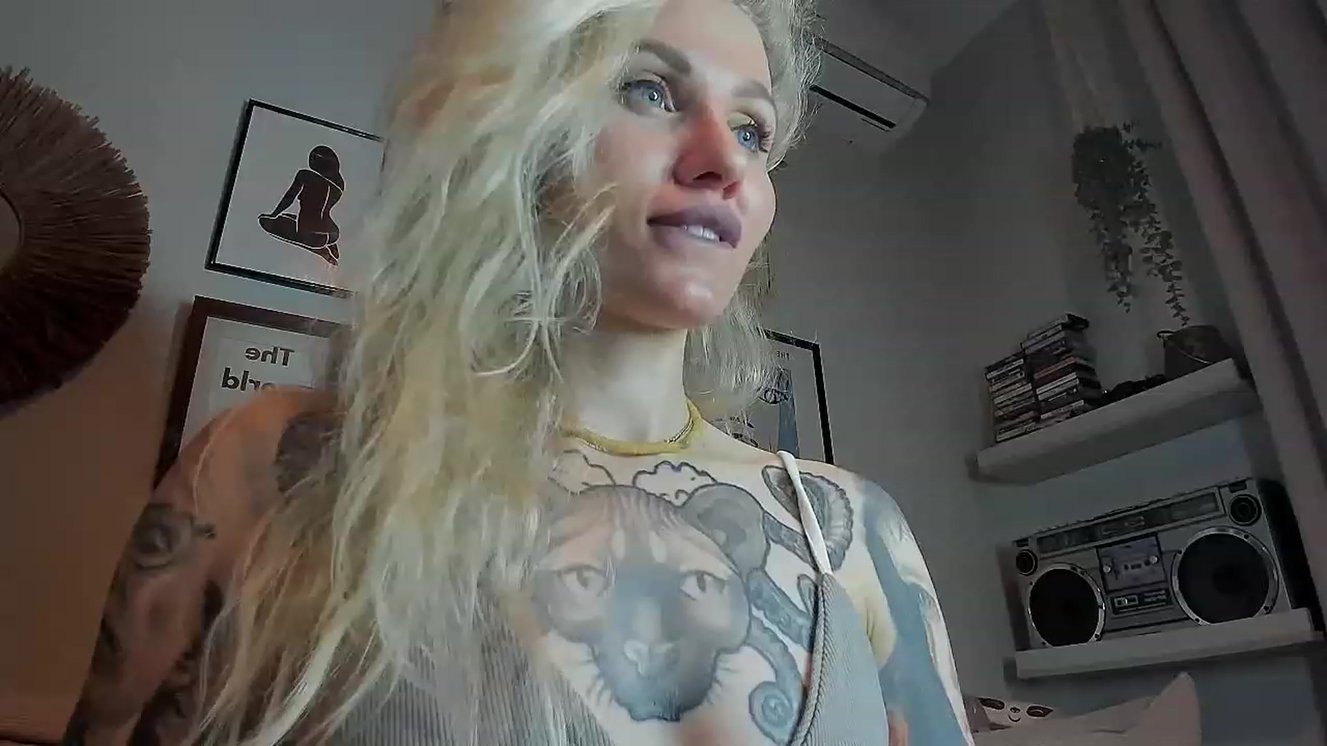 Gallery image thumbnail from Alexa_Smithhh's myfreecams stream on, 09/01/2023, 19:16 image 12 of 20