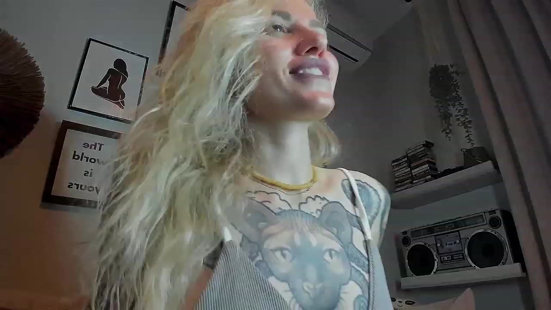 Gallery image thumbnail from Alexa_Smithhh's myfreecams stream on, 09/01/2023, 19:16 image 10 of 20