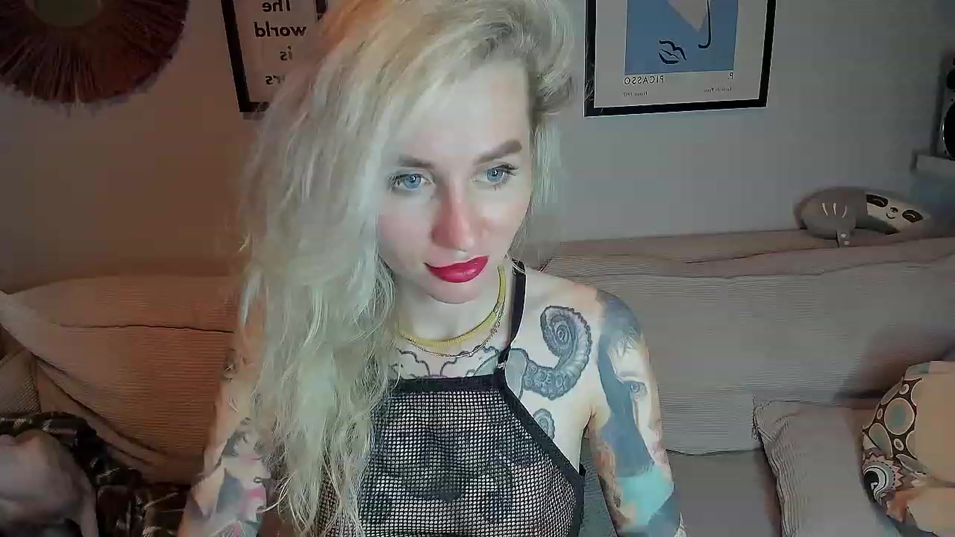 Gallery image thumbnail from Alexa_Smithhh's myfreecams stream on, 09/02/2023, 18:30 image 15 of 20