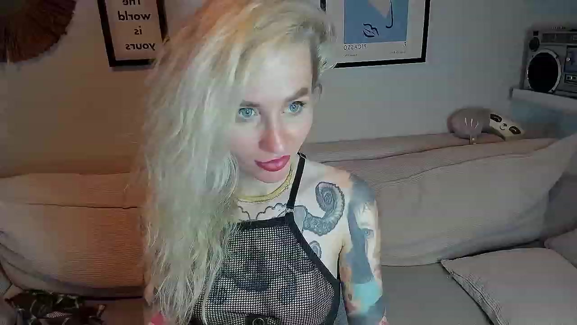 Gallery image thumbnail from Alexa_Smithhh's myfreecams stream on, 09/02/2023, 20:39 image 9 of 20