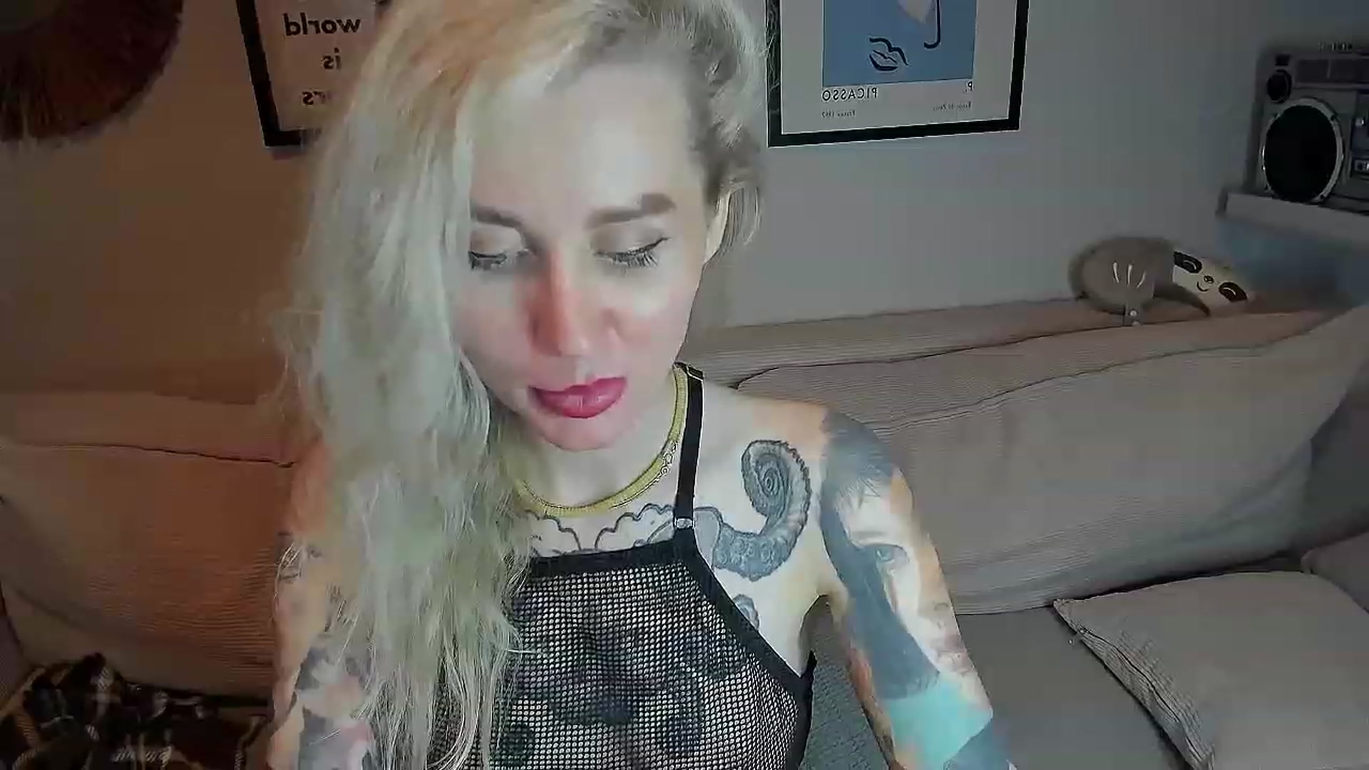 Gallery image thumbnail from Alexa_Smithhh's myfreecams stream on, 09/02/2023, 21:05 image 14 of 20