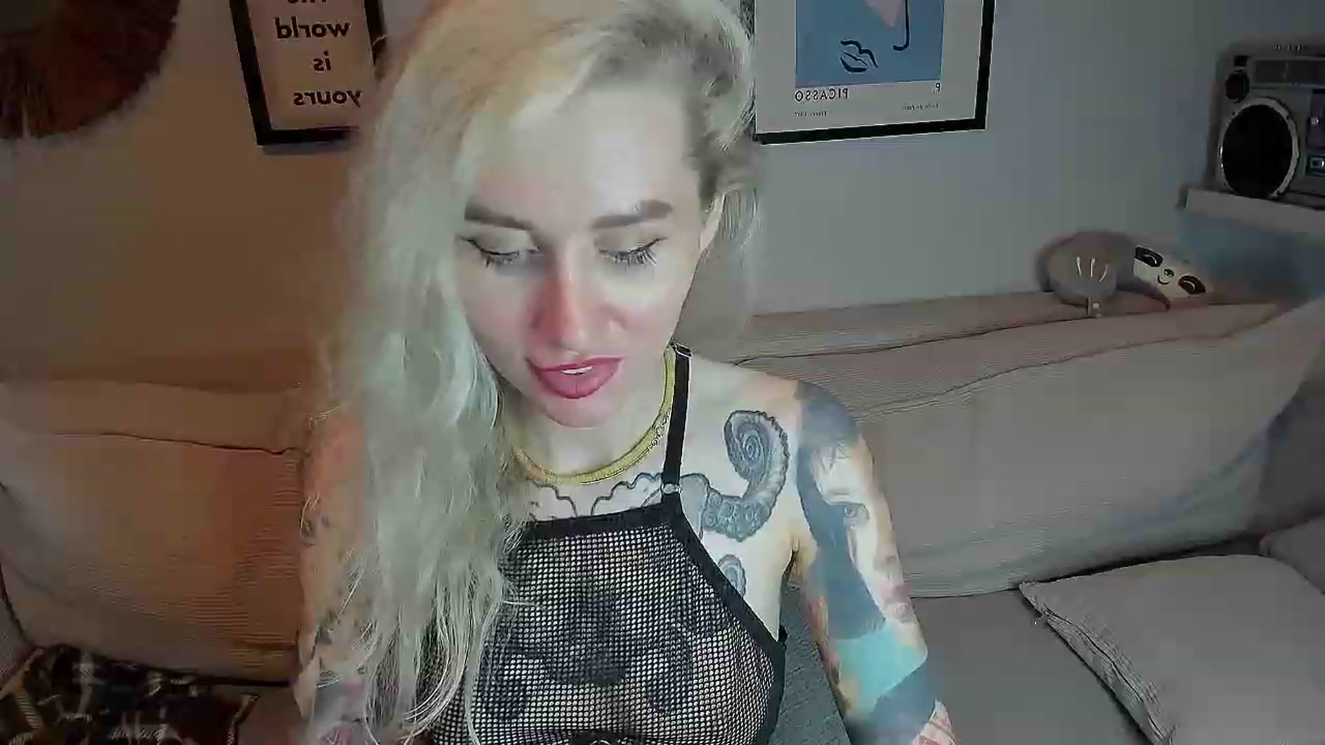 Gallery image thumbnail from Alexa_Smithhh's myfreecams stream on, 09/02/2023, 21:05 image 19 of 20