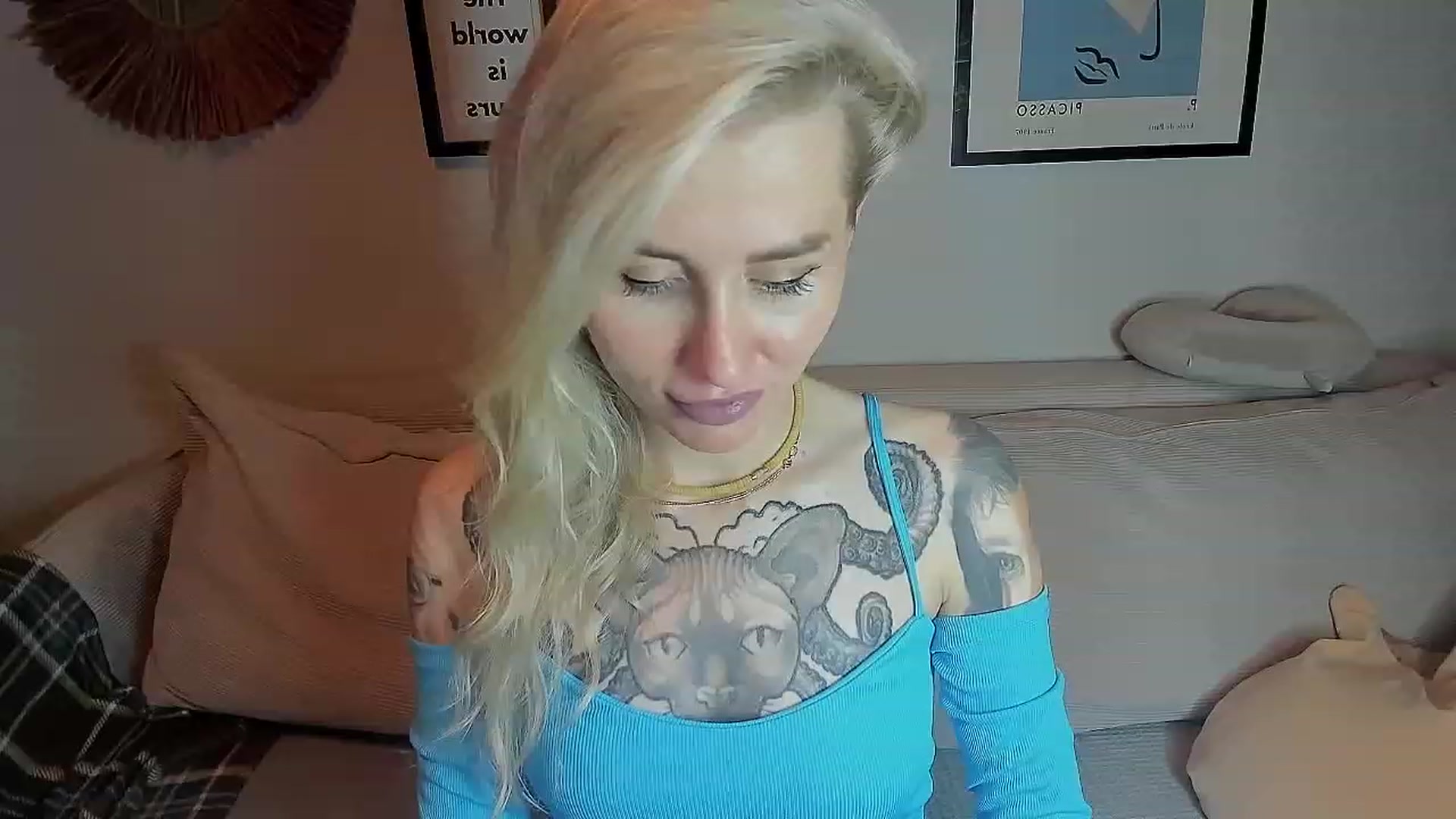 Gallery image thumbnail from Alexa_Smithhh's myfreecams stream on, 09/06/2023, 19:21 image 19 of 20