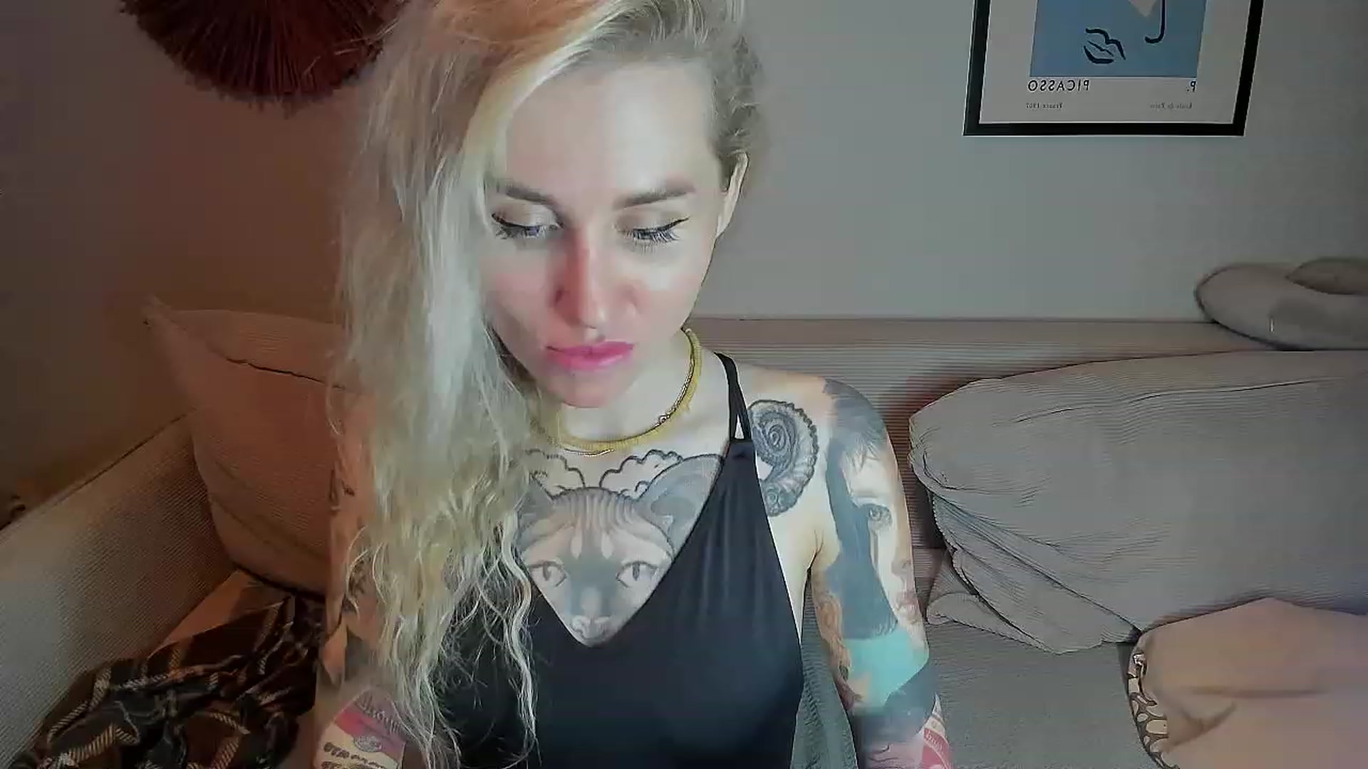 Gallery image thumbnail from Alexa_Smithhh's myfreecams stream on, 09/12/2023, 19:05 image 9 of 20