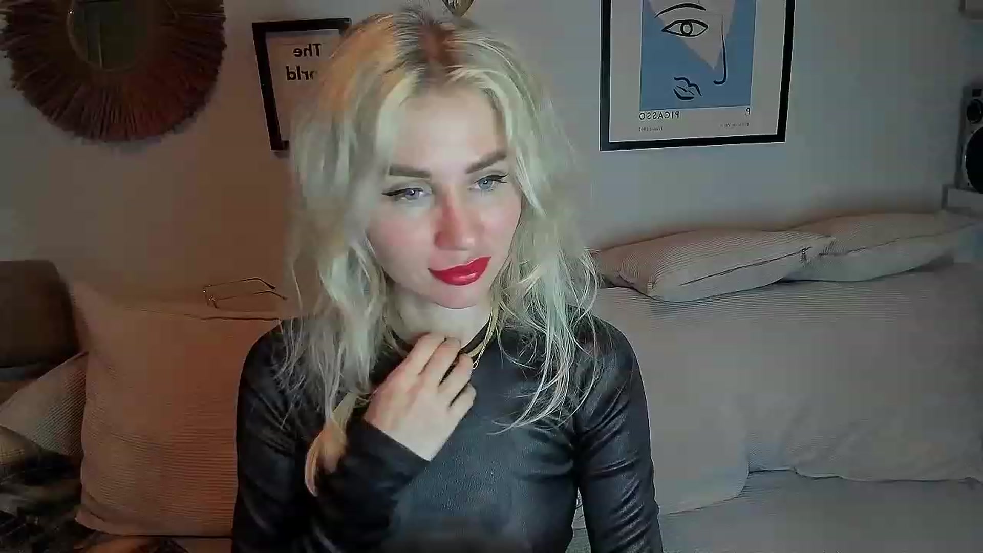 Gallery image thumbnail from Alexa_Smithhh's myfreecams stream on, 09/17/2023, 17:45 image 9 of 20