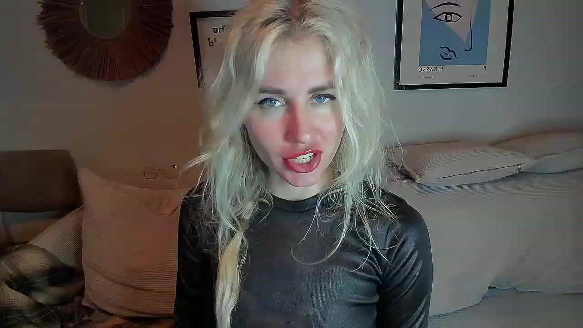 Gallery image thumbnail from Alexa_Smithhh's myfreecams stream on, 09/17/2023, 20:43 image 4 of 20