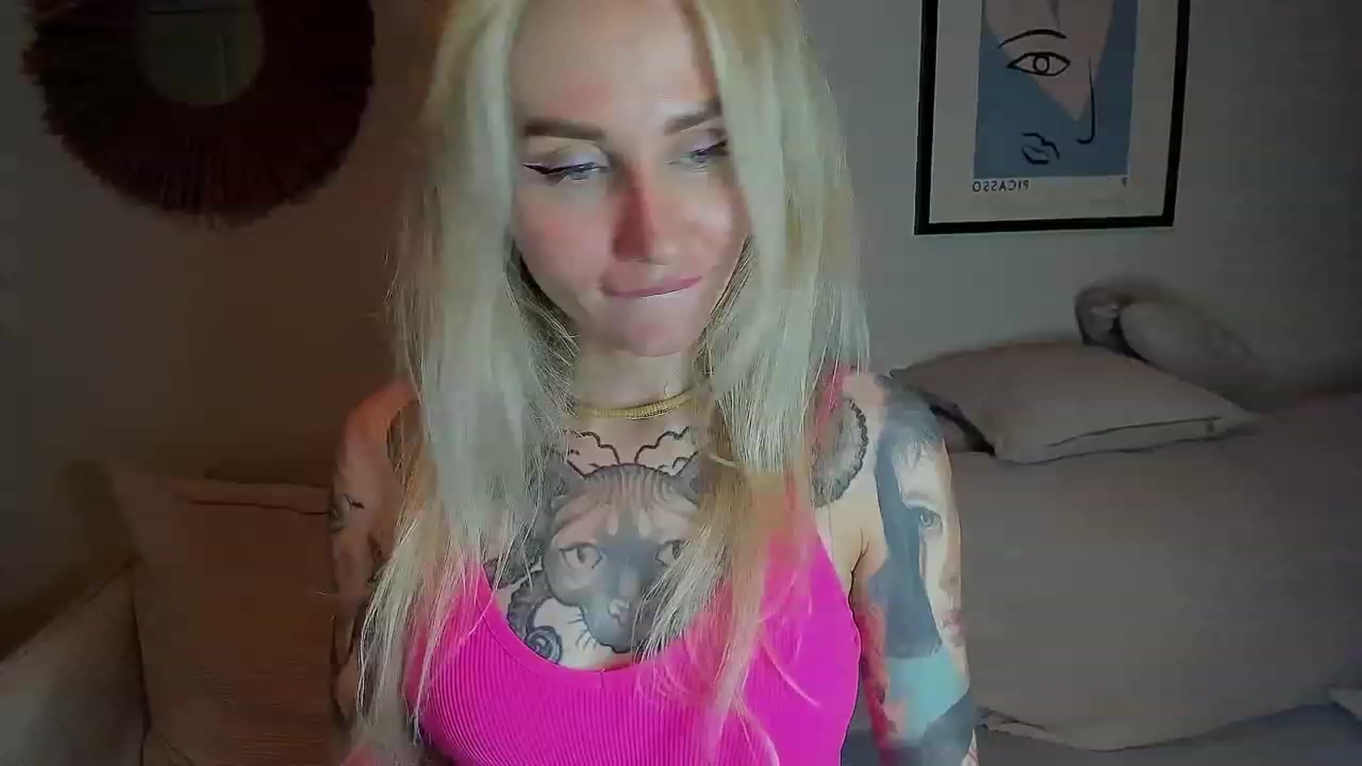 Gallery image thumbnail from Alexa_Smithhh's myfreecams stream on, 09/22/2023, 22:10 image 10 of 20