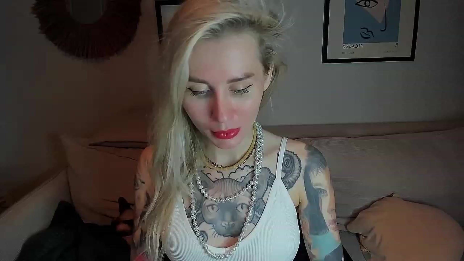 Gallery image thumbnail from Alexa_Smithhh's myfreecams stream on, 09/29/2023, 18:42 image 6 of 20