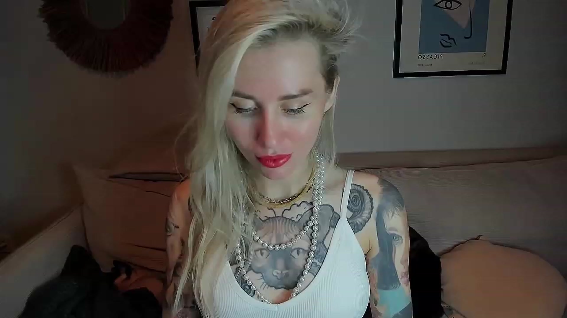 Gallery image thumbnail from Alexa_Smithhh's myfreecams stream on, 09/29/2023, 18:42 image 4 of 20