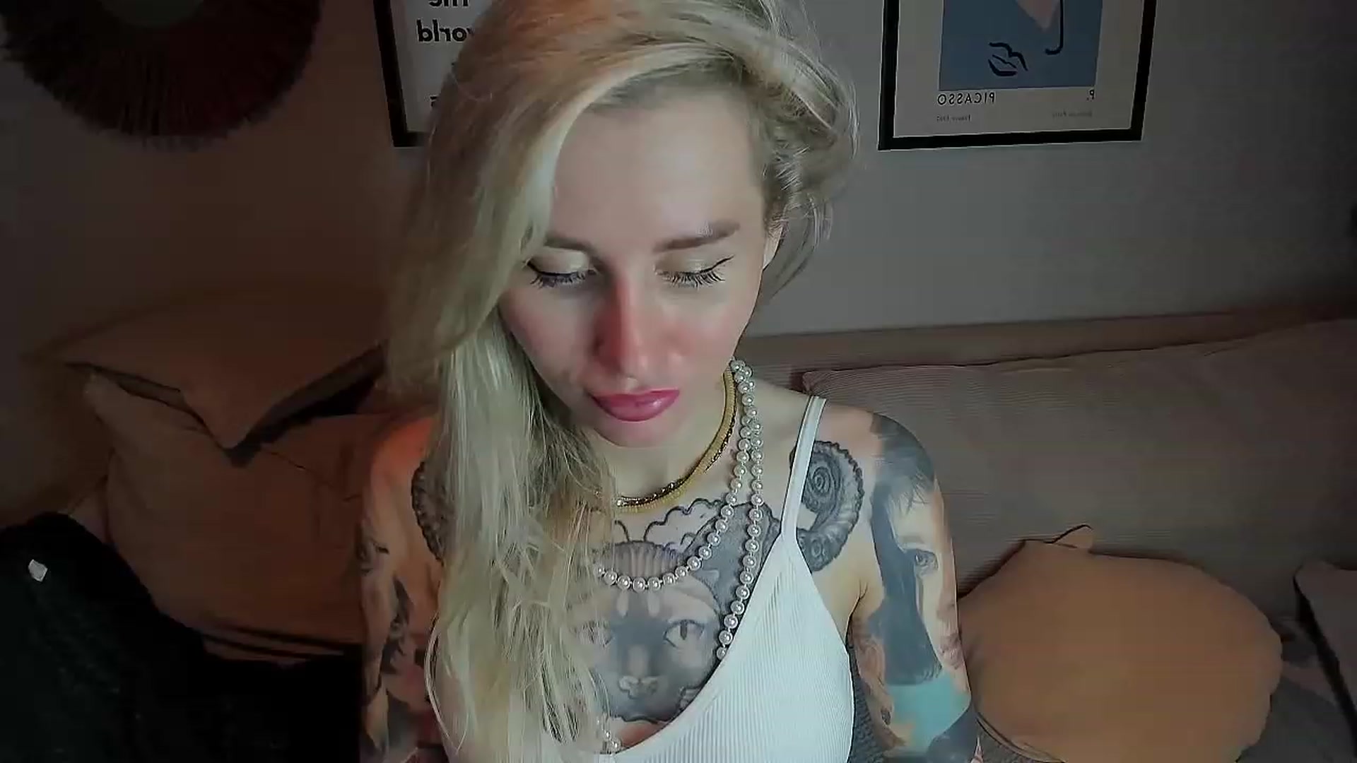 Gallery image thumbnail from Alexa_Smithhh's myfreecams stream on, 09/29/2023, 21:12 image 6 of 20