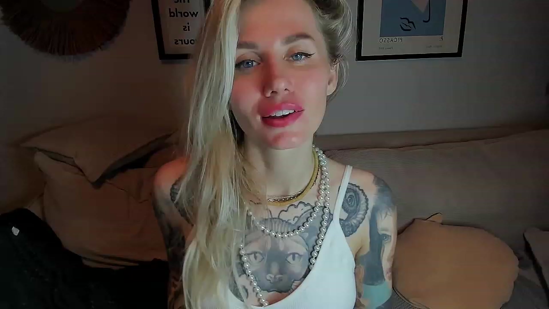 Gallery image thumbnail from Alexa_Smithhh's myfreecams stream on, 09/29/2023, 21:12 image 2 of 20