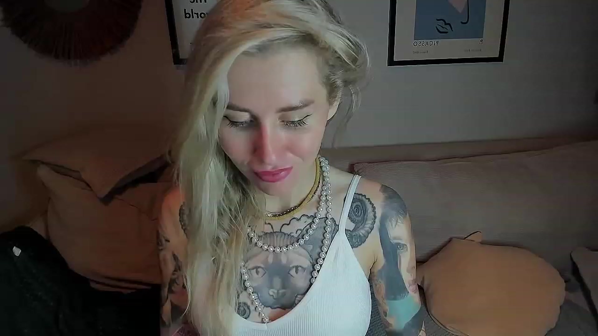 Gallery image thumbnail from Alexa_Smithhh's myfreecams stream on, 09/29/2023, 21:12 image 9 of 20