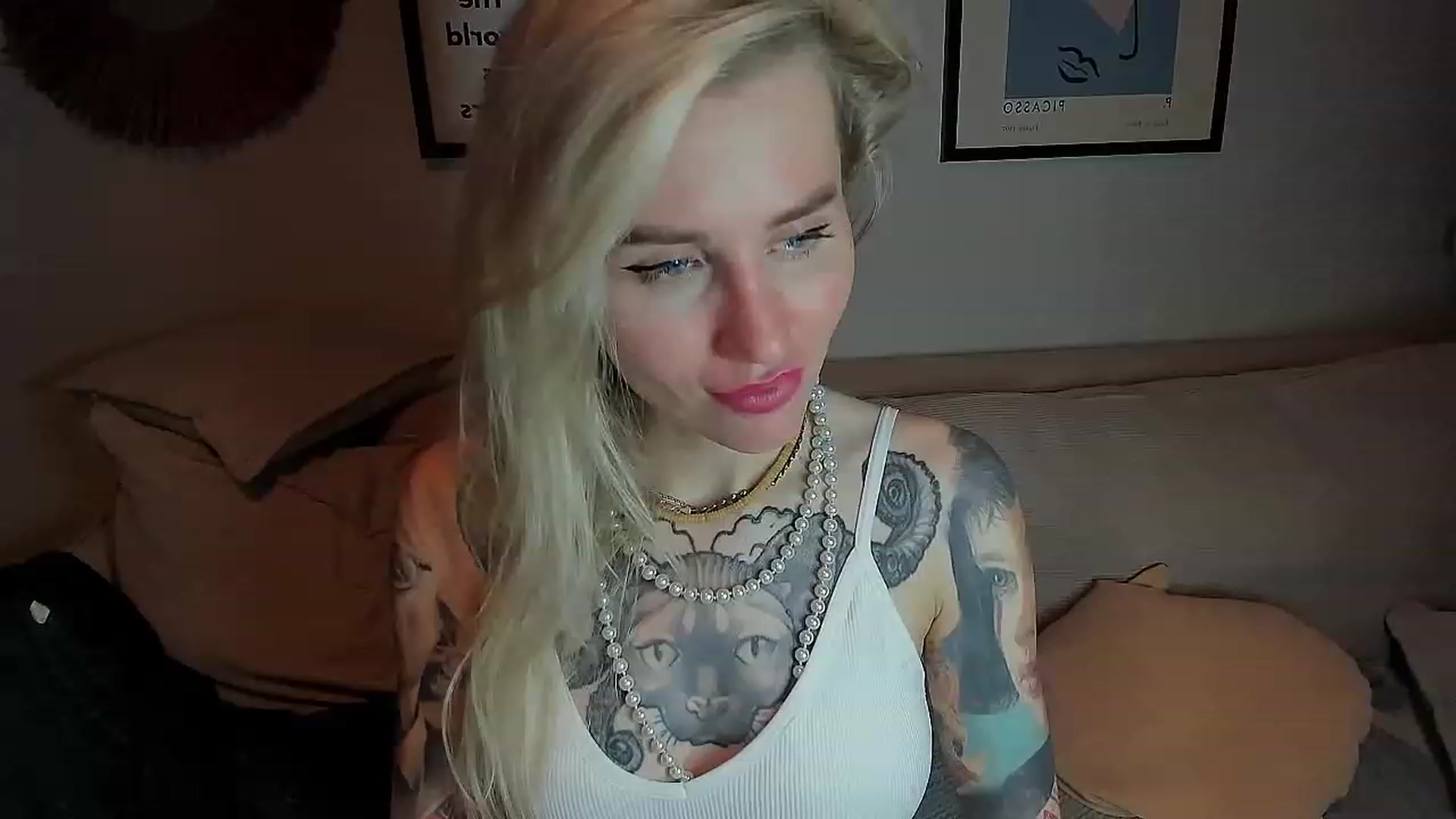 Gallery image thumbnail from Alexa_Smithhh's myfreecams stream on, 09/29/2023, 21:12 image 4 of 20