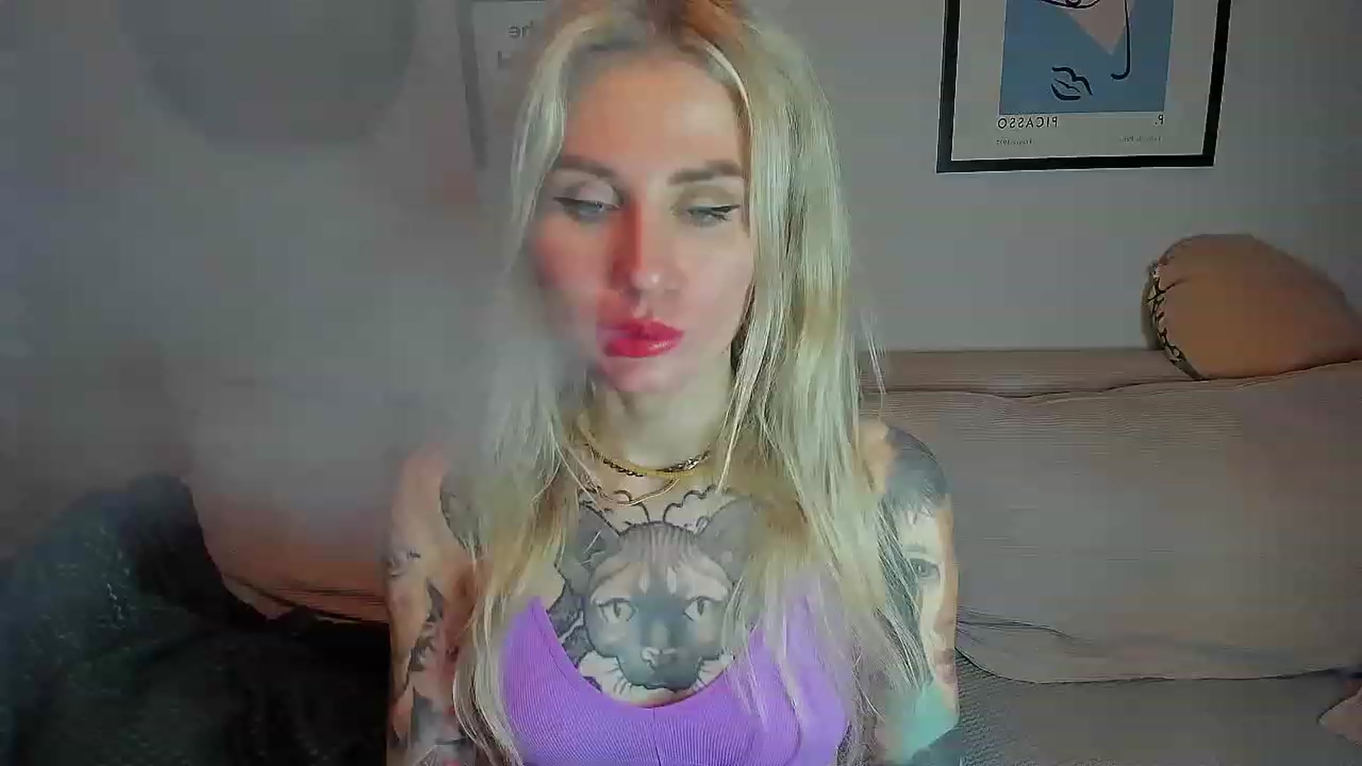 Gallery image thumbnail from Alexa_Smithhh's myfreecams stream on, 09/30/2023, 18:37 image 10 of 20