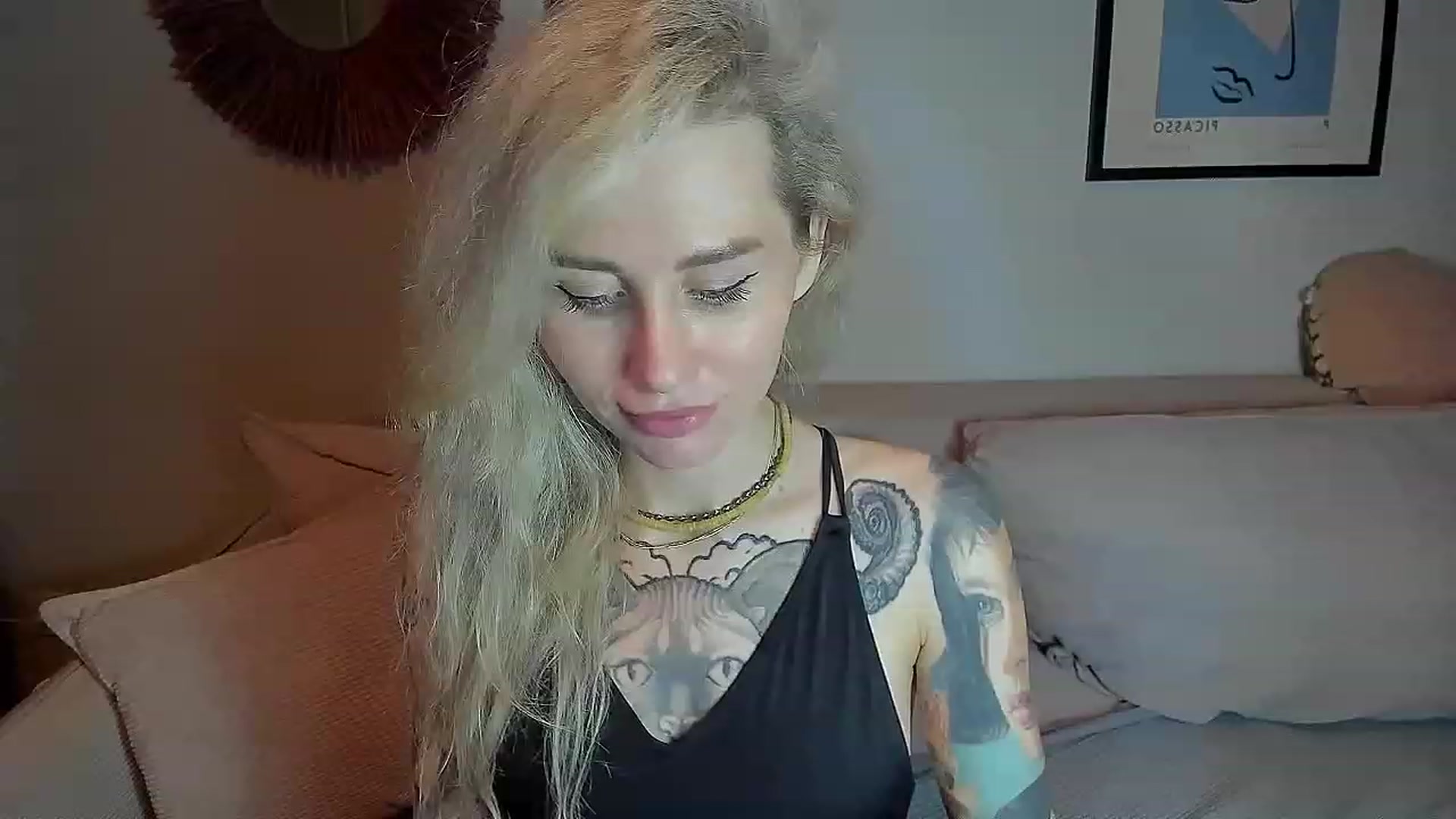 Gallery image thumbnail from Alexa_Smithhh's myfreecams stream on, 10/02/2023, 21:08 image 3 of 20