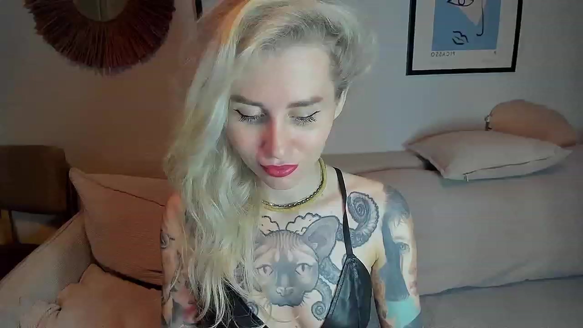 Gallery image thumbnail from Alexa_Smithhh's myfreecams stream on, 10/04/2023, 20:14 image 16 of 20