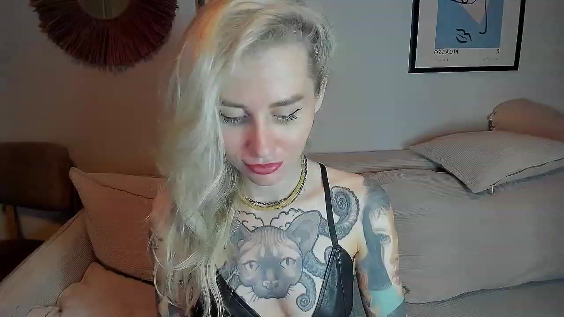 Gallery image thumbnail from Alexa_Smithhh's myfreecams stream on, 10/04/2023, 20:39 image 6 of 20