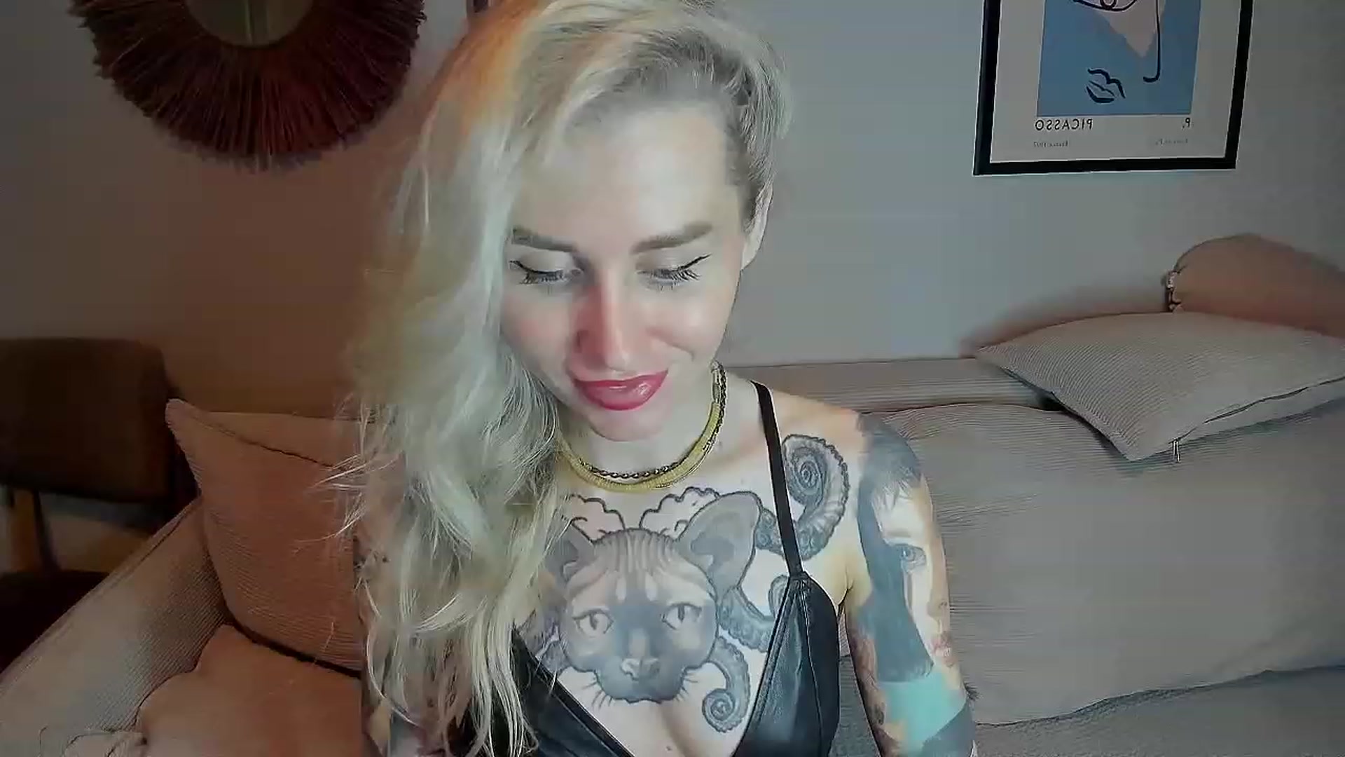 Gallery image thumbnail from Alexa_Smithhh's myfreecams stream on, 10/04/2023, 20:39 image 8 of 20