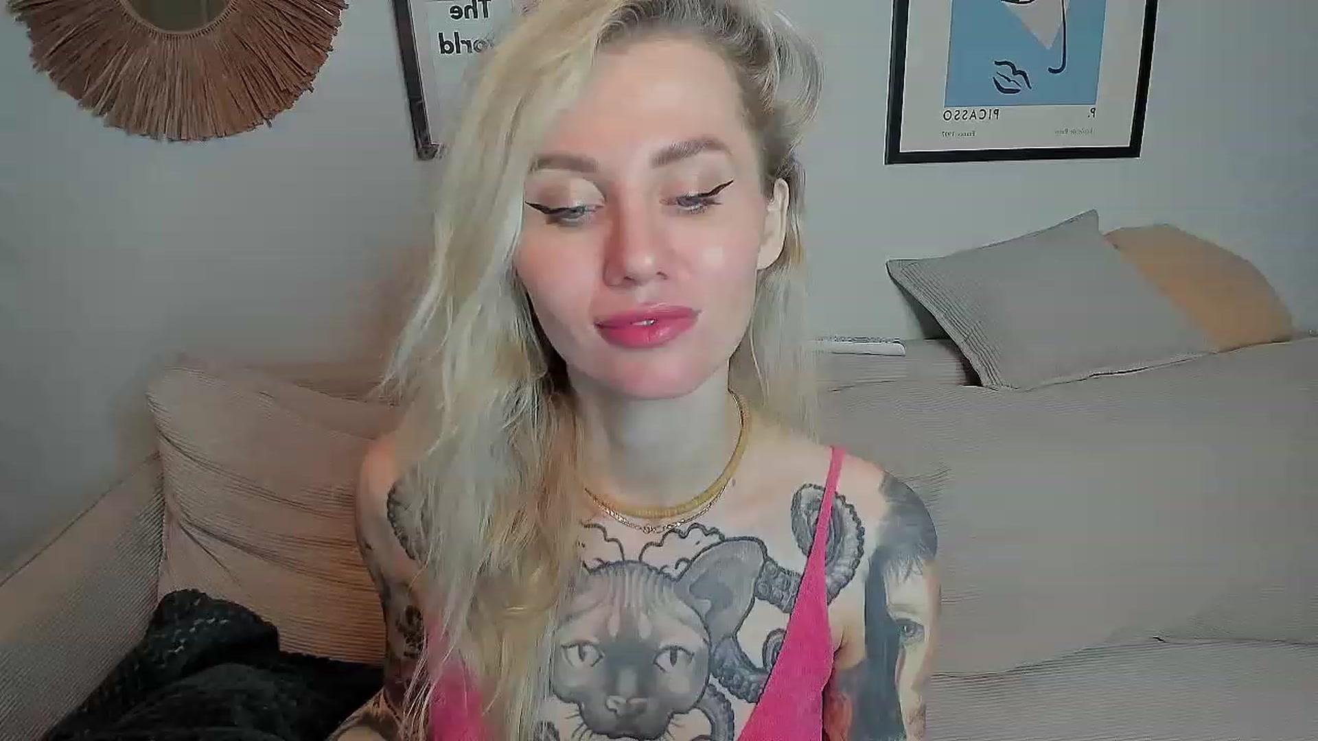 Gallery image thumbnail from Alexa_Smithhh's myfreecams stream on, 10/13/2023, 21:02 image 16 of 20