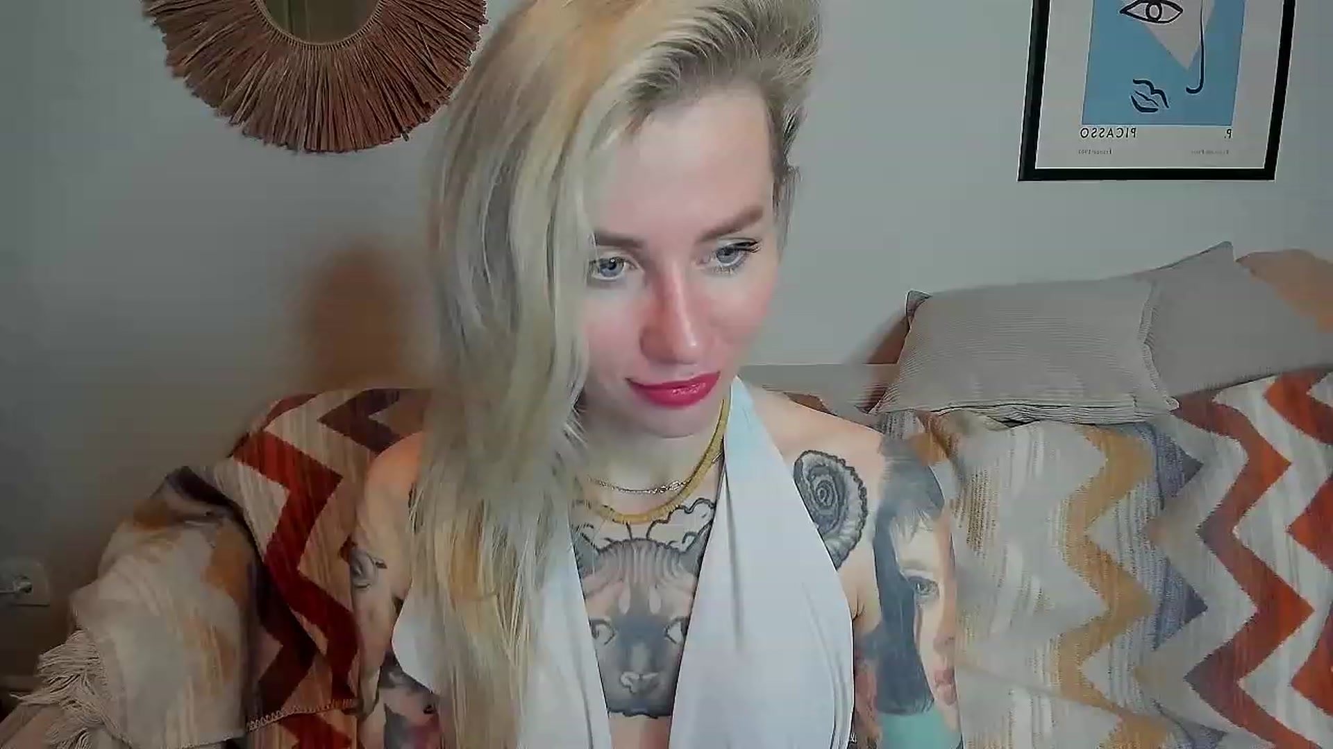 Gallery image thumbnail from Alexa_Smithhh's myfreecams stream on, 10/15/2023, 18:45 image 6 of 20