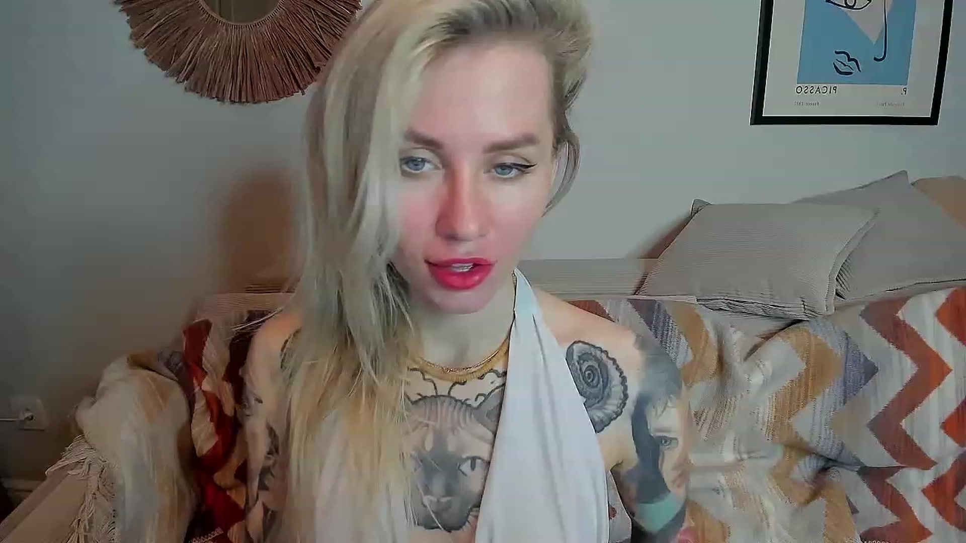 Gallery image thumbnail from Alexa_Smithhh's myfreecams stream on, 10/15/2023, 18:45 image 14 of 20