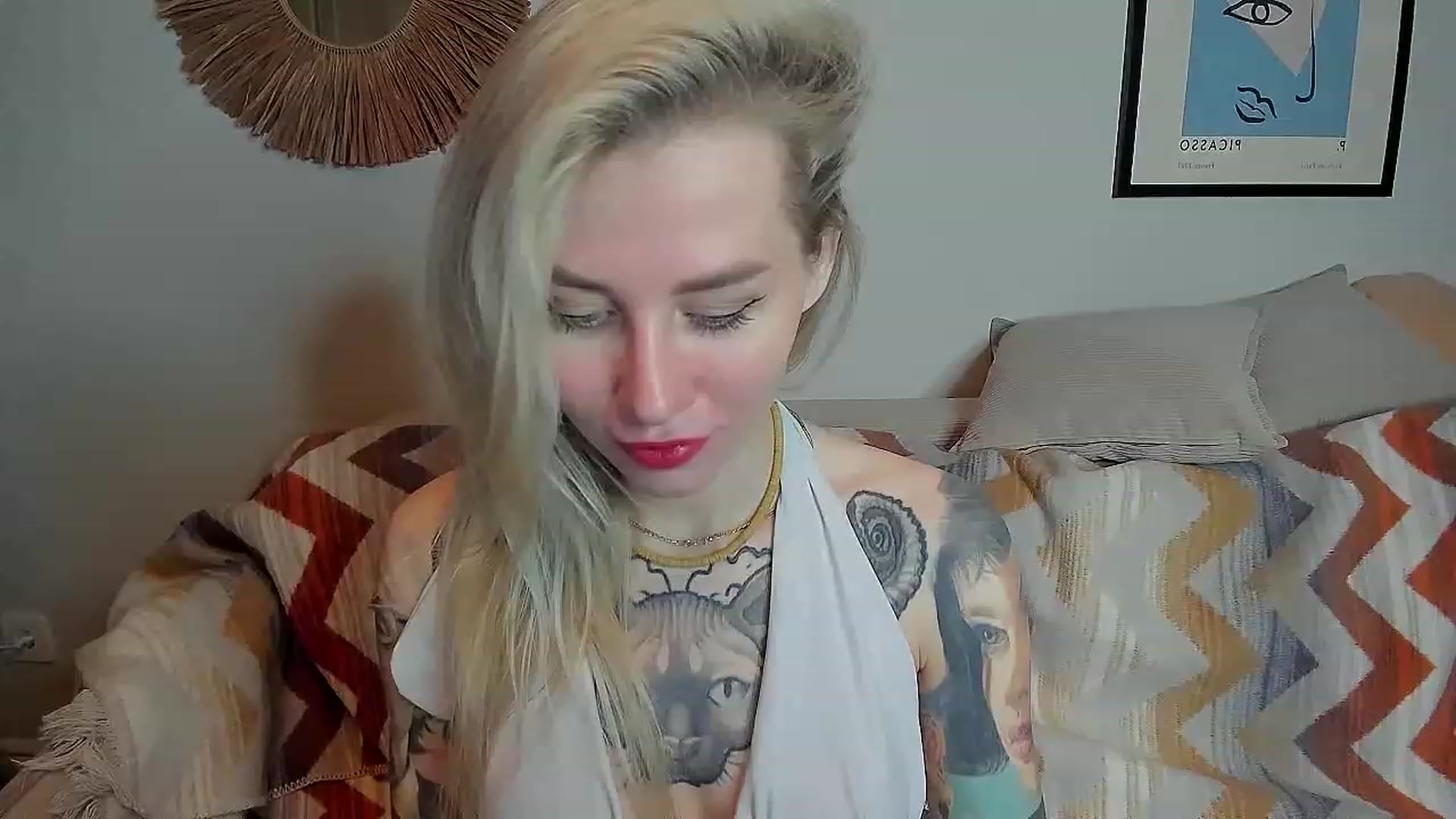 Gallery image thumbnail from Alexa_Smithhh's myfreecams stream on, 10/15/2023, 18:45 image 9 of 20
