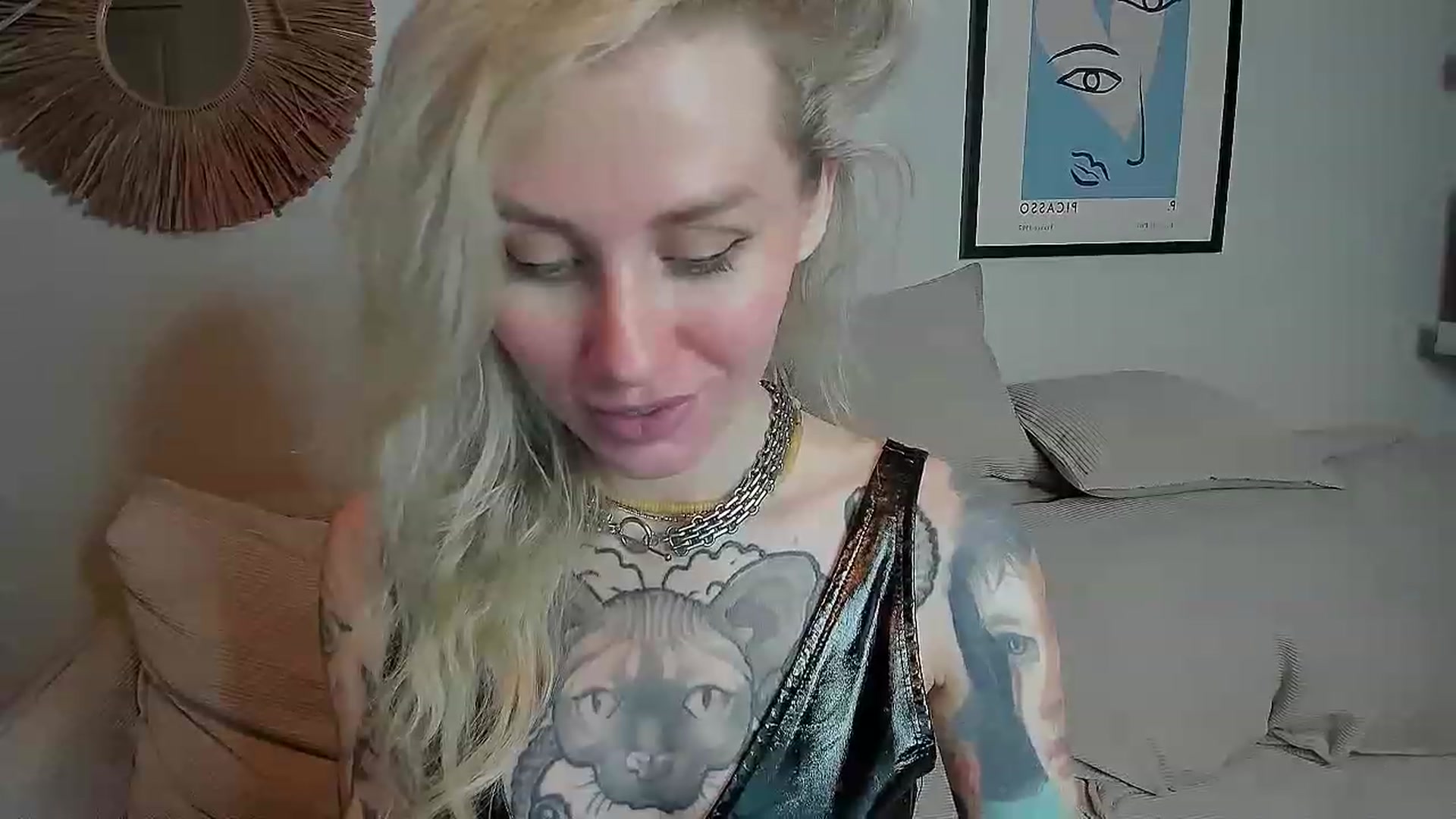 Gallery image thumbnail from Alexa_Smithhh's myfreecams stream on, 10/19/2023, 22:17 image 15 of 20