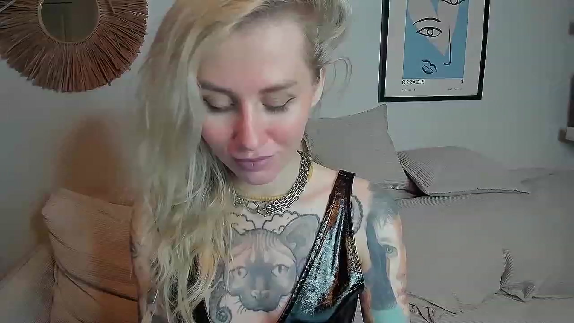 Gallery image thumbnail from Alexa_Smithhh's myfreecams stream on, 10/19/2023, 22:17 image 13 of 20