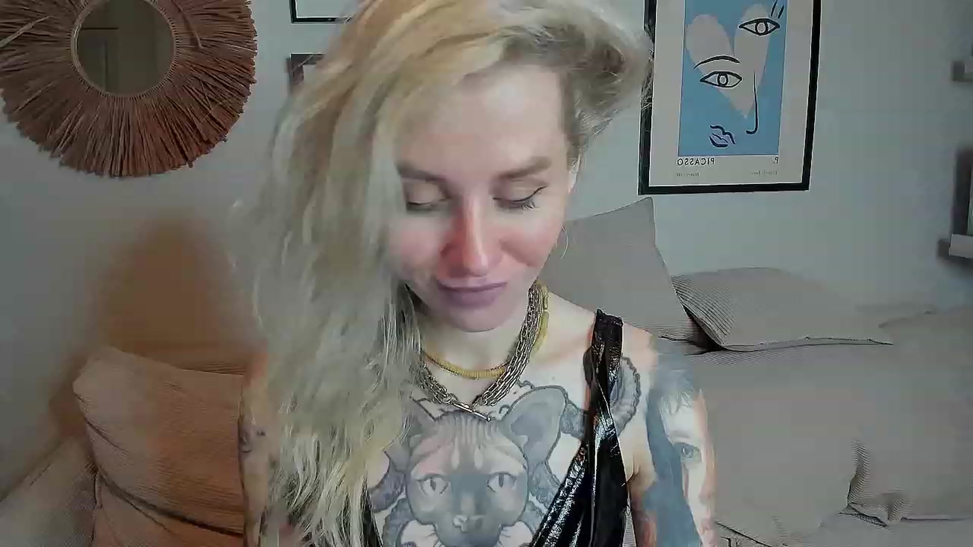 Gallery image thumbnail from Alexa_Smithhh's myfreecams stream on, 10/19/2023, 22:17 image 5 of 20