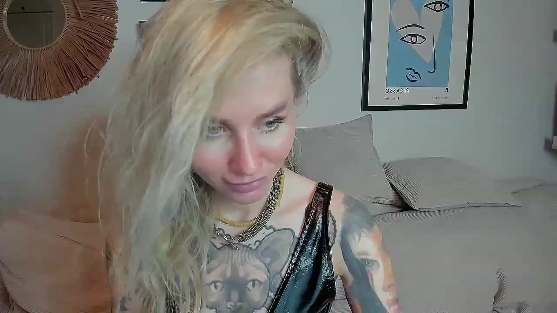 Gallery image thumbnail from Alexa_Smithhh's myfreecams stream on, 10/19/2023, 22:17 image 20 of 20