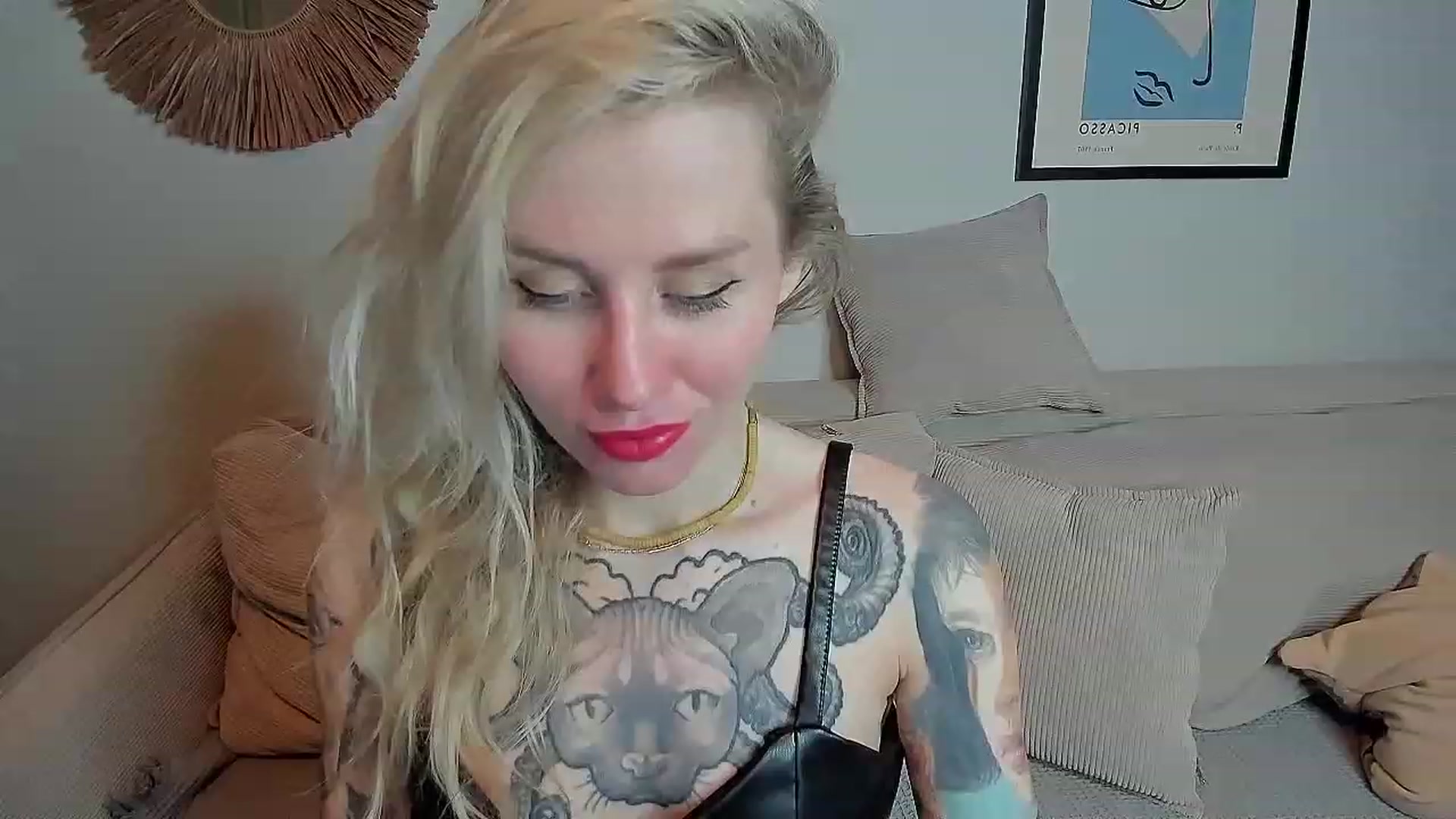 Gallery image thumbnail from Alexa_Smithhh's myfreecams stream on, 10/20/2023, 19:35 image 9 of 20