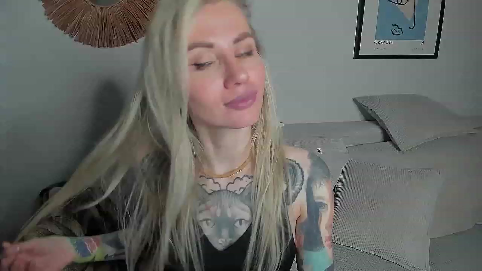 Gallery image thumbnail from Alexa_Smithhh's myfreecams stream on, 10/23/2023, 18:47 image 3 of 20