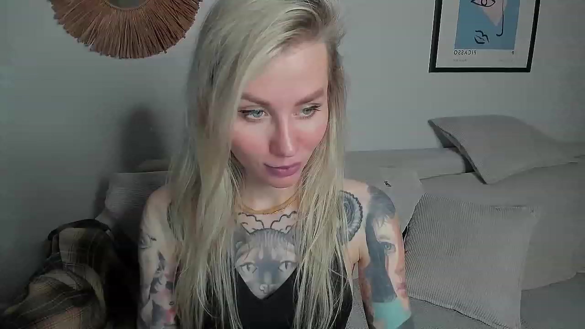Gallery image thumbnail from Alexa_Smithhh's myfreecams stream on, 10/23/2023, 18:47 image 4 of 20