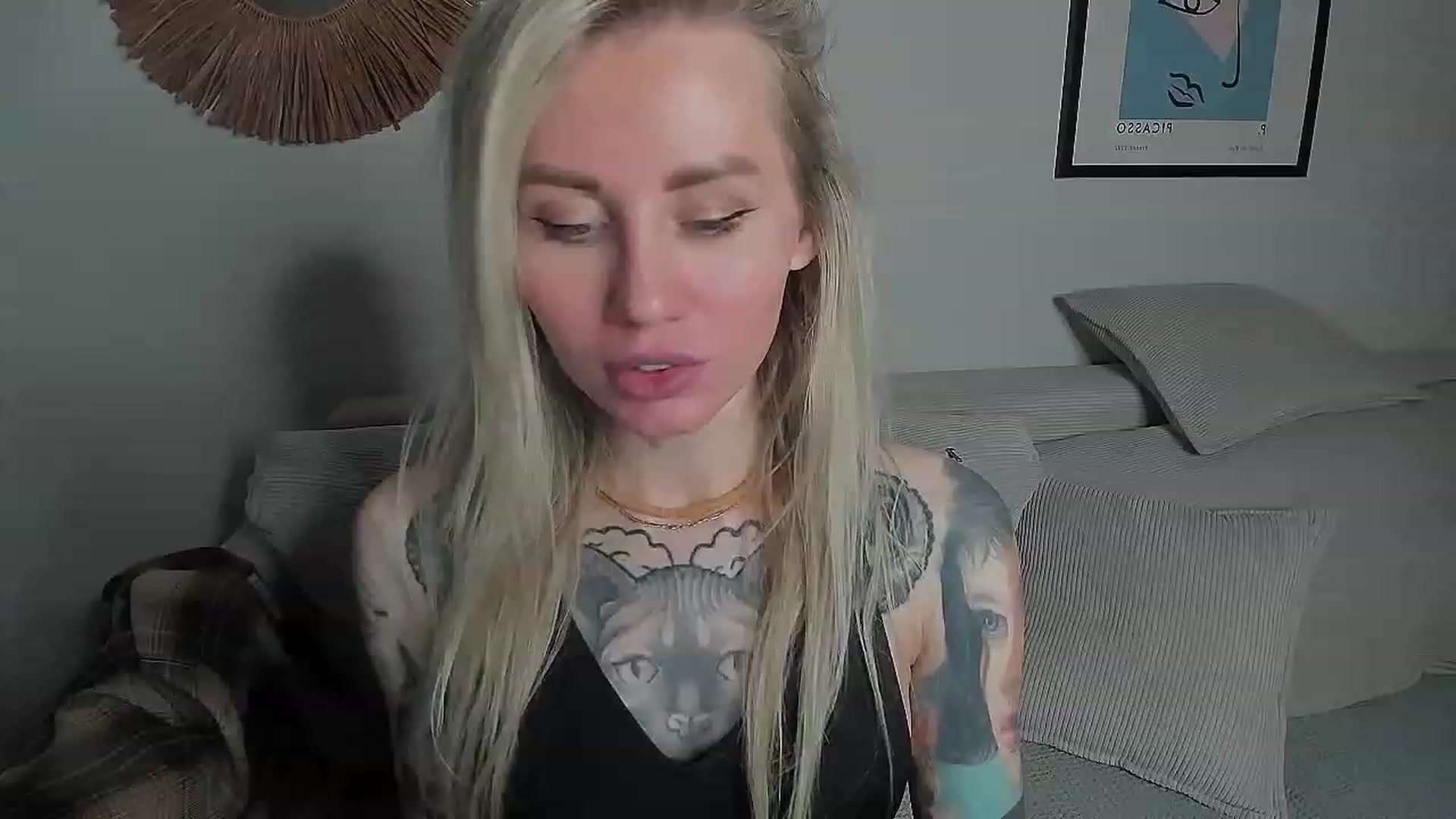 Gallery image thumbnail from Alexa_Smithhh's myfreecams stream on, 10/23/2023, 18:47 image 7 of 20