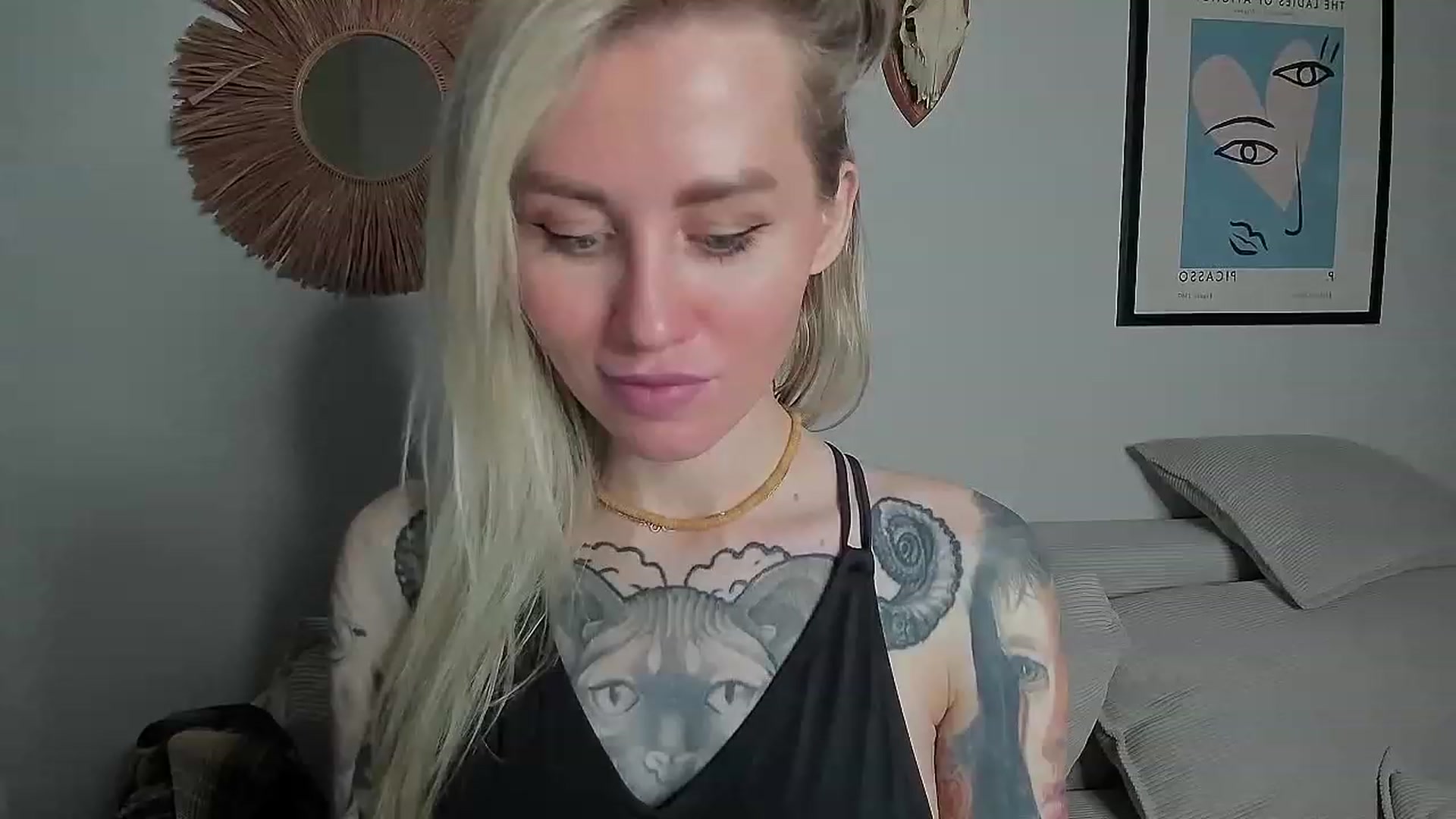 Gallery image thumbnail from Alexa_Smithhh's myfreecams stream on, 10/23/2023, 20:09 image 10 of 20