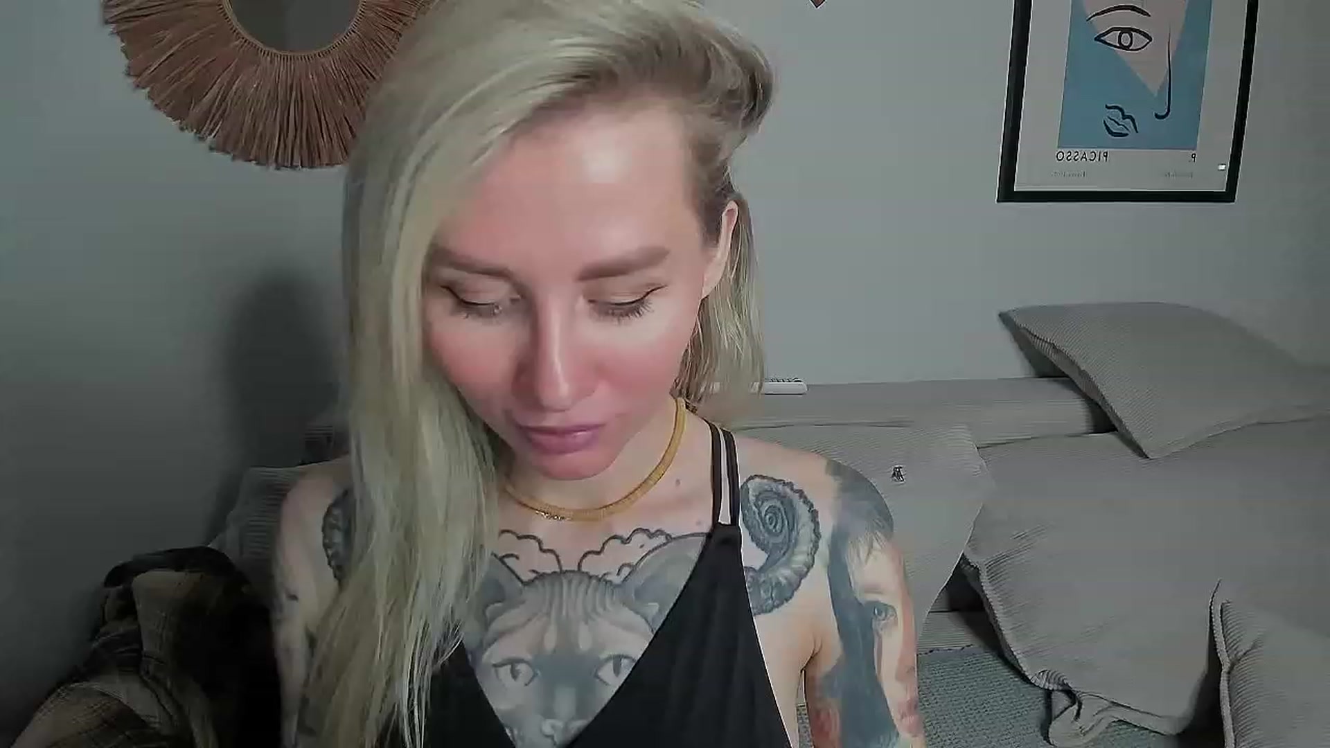 Gallery image thumbnail from Alexa_Smithhh's myfreecams stream on, 10/23/2023, 20:09 image 12 of 20