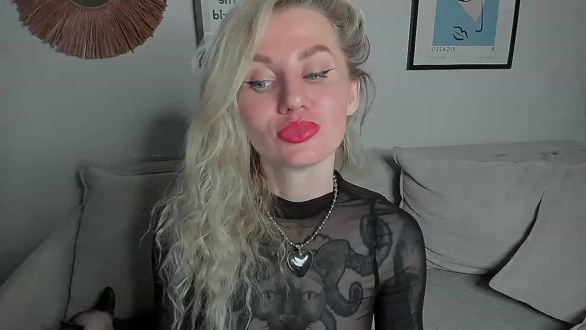 Gallery image thumbnail from Alexa_Smithhh's myfreecams stream on, 10/26/2023, 20:14 image 15 of 20