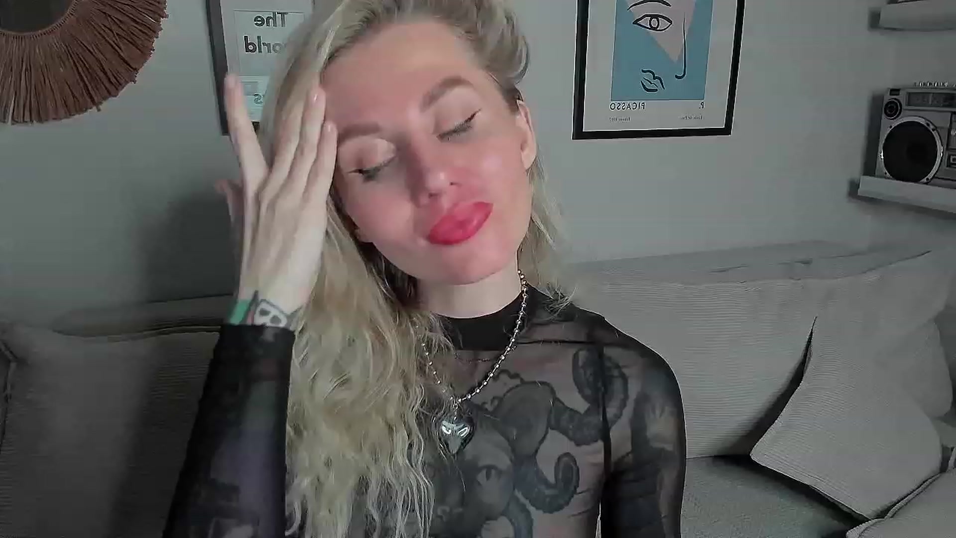 Gallery image thumbnail from Alexa_Smithhh's myfreecams stream on, 10/26/2023, 20:42 image 20 of 20