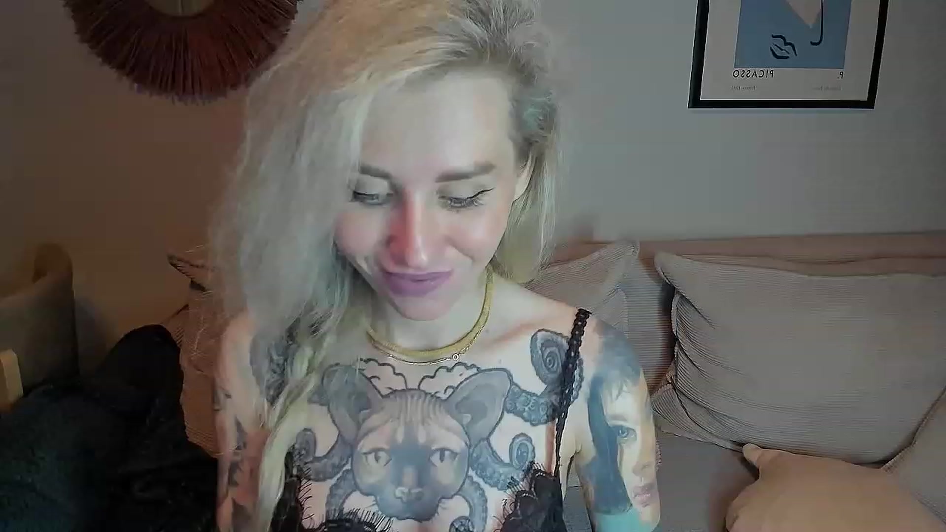Gallery image thumbnail from Alexa_Smithhh's myfreecams stream on, 10/29/2023, 20:02 image 11 of 20