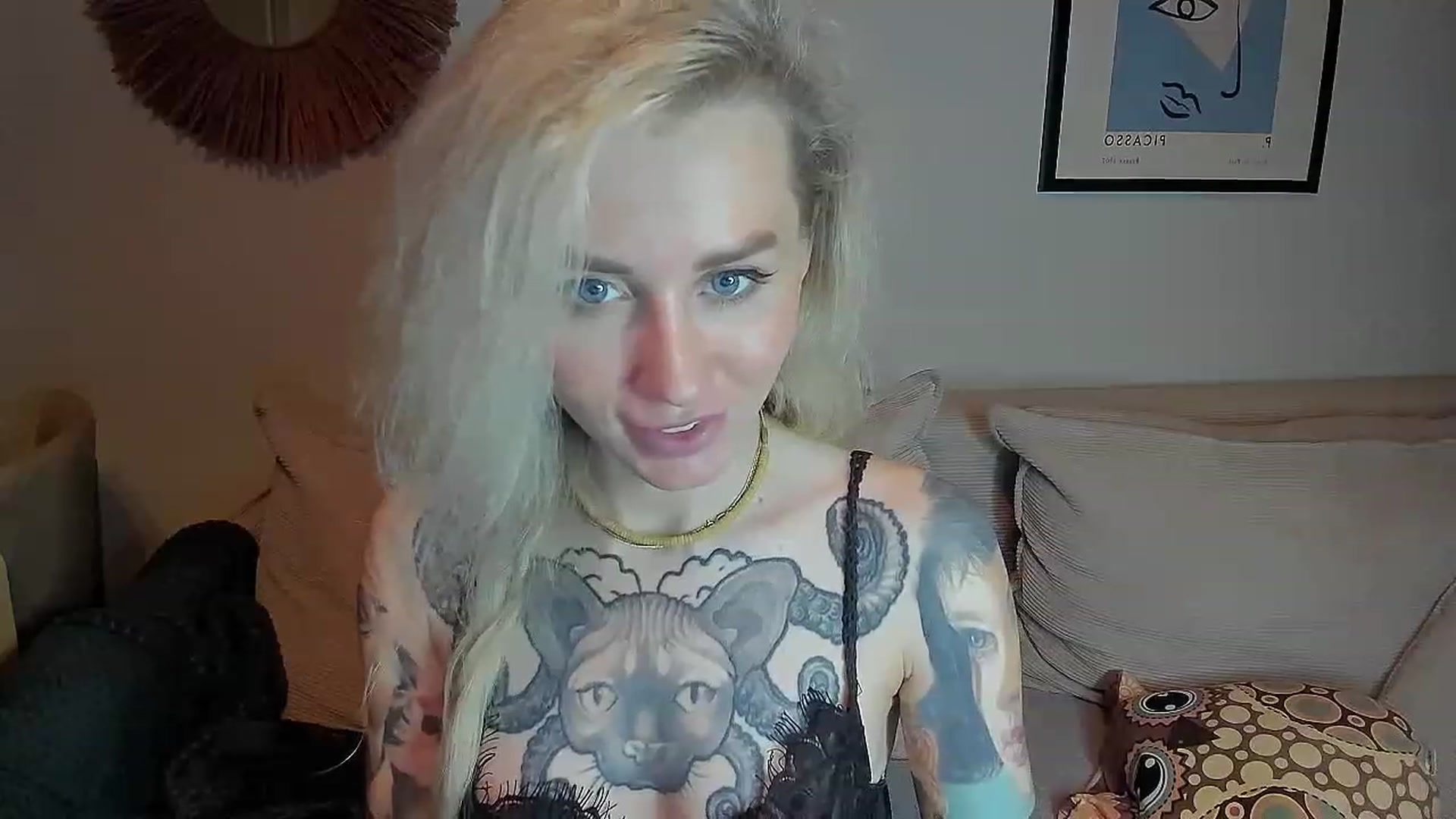 Gallery image thumbnail from Alexa_Smithhh's myfreecams stream on, 10/29/2023, 21:00 image 19 of 20