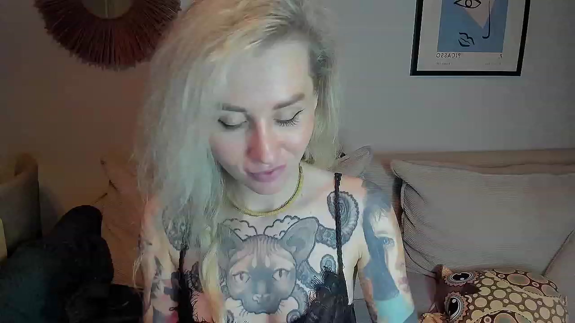 Gallery image thumbnail from Alexa_Smithhh's myfreecams stream on, 10/29/2023, 21:00 image 17 of 20
