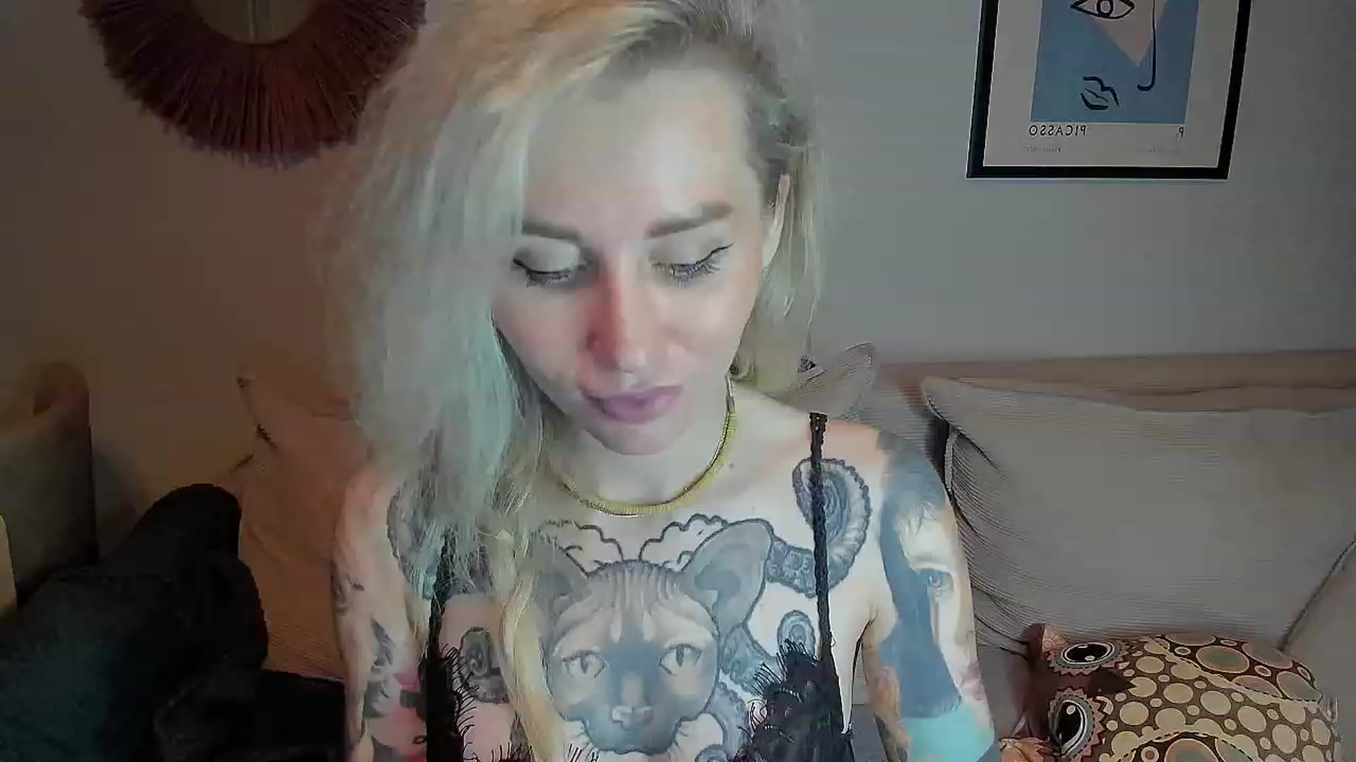 Gallery image thumbnail from Alexa_Smithhh's myfreecams stream on, 10/29/2023, 21:00 image 16 of 20