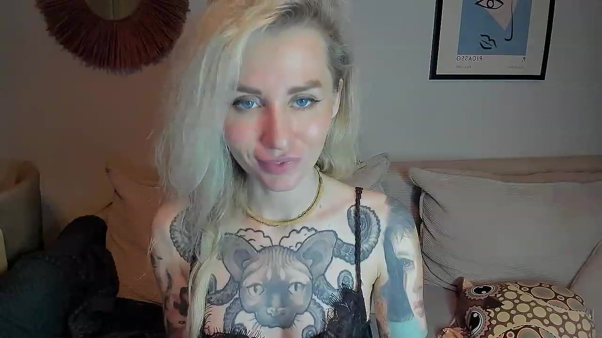 Gallery image thumbnail from Alexa_Smithhh's myfreecams stream on, 10/29/2023, 21:00 image 18 of 20