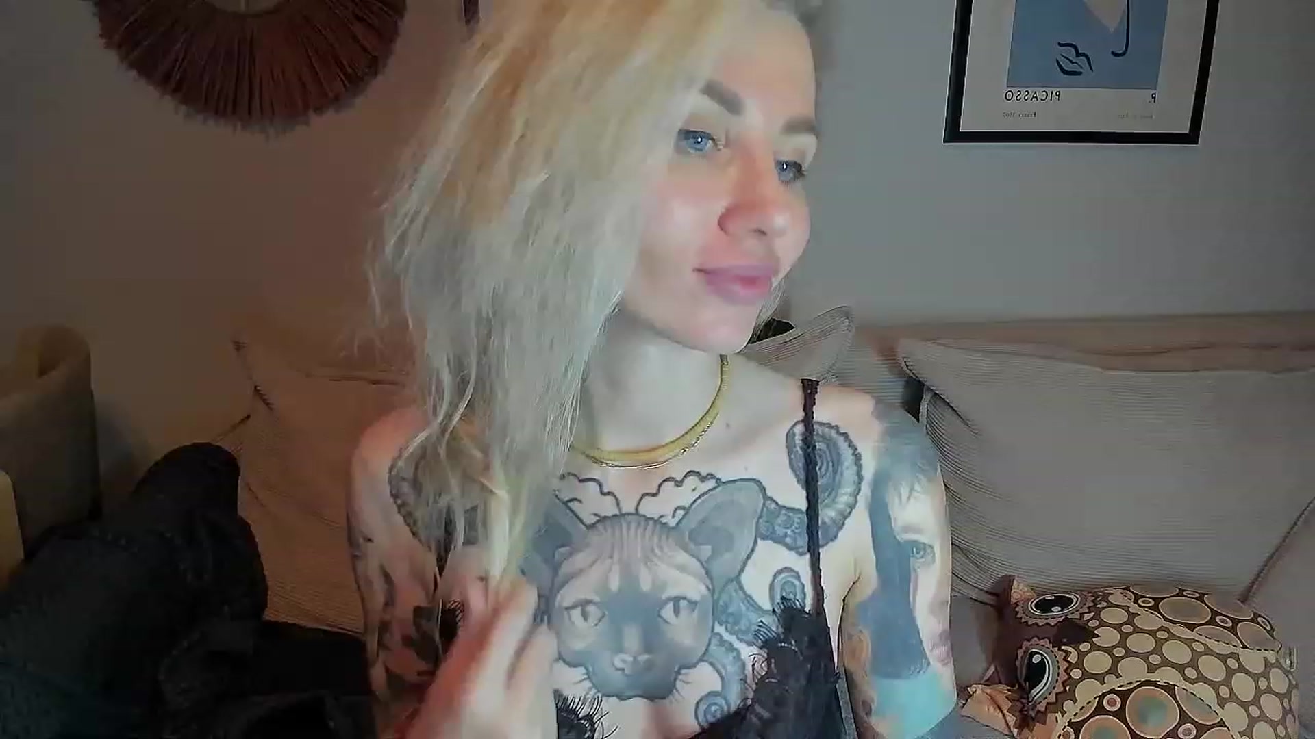 Gallery image thumbnail from Alexa_Smithhh's myfreecams stream on, 10/29/2023, 21:00 image 9 of 20