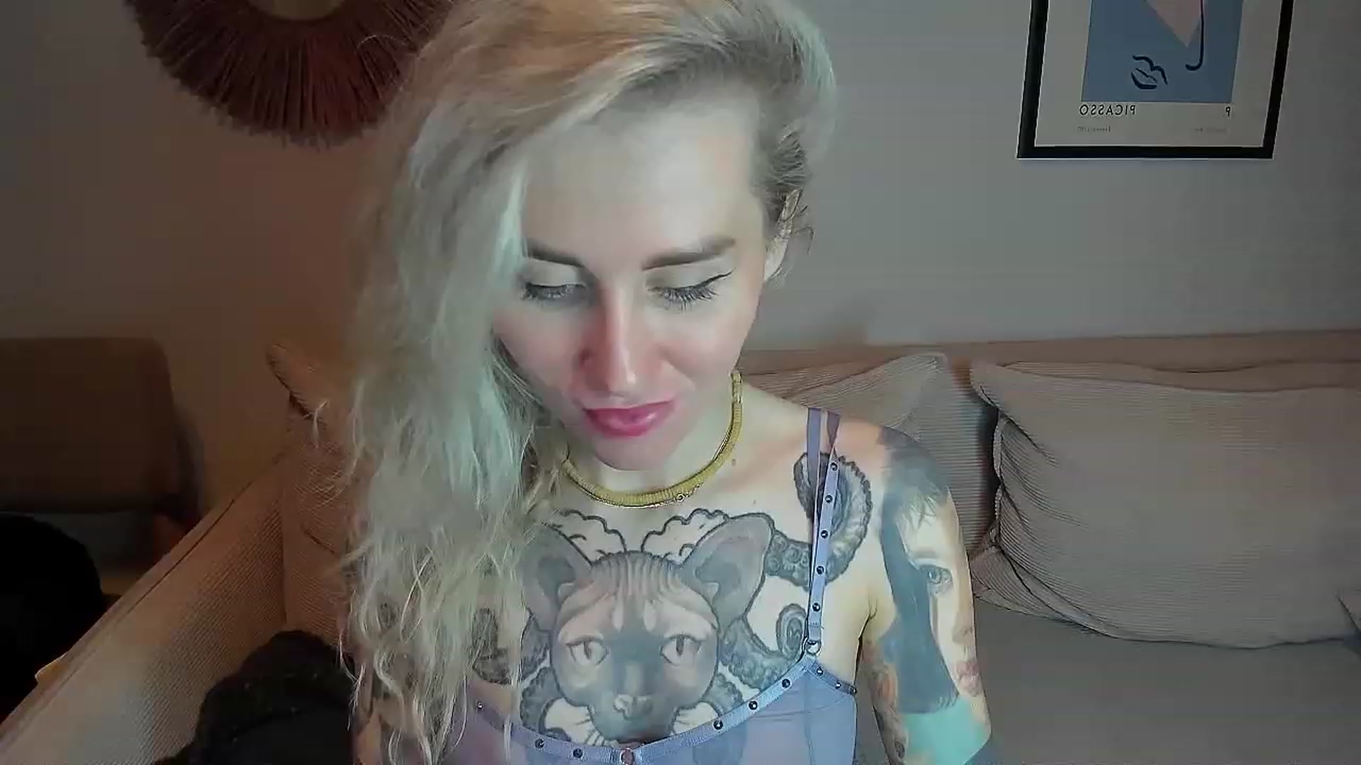Gallery image thumbnail from Alexa_Smithhh's myfreecams stream on, 11/02/2023, 21:12 image 15 of 20