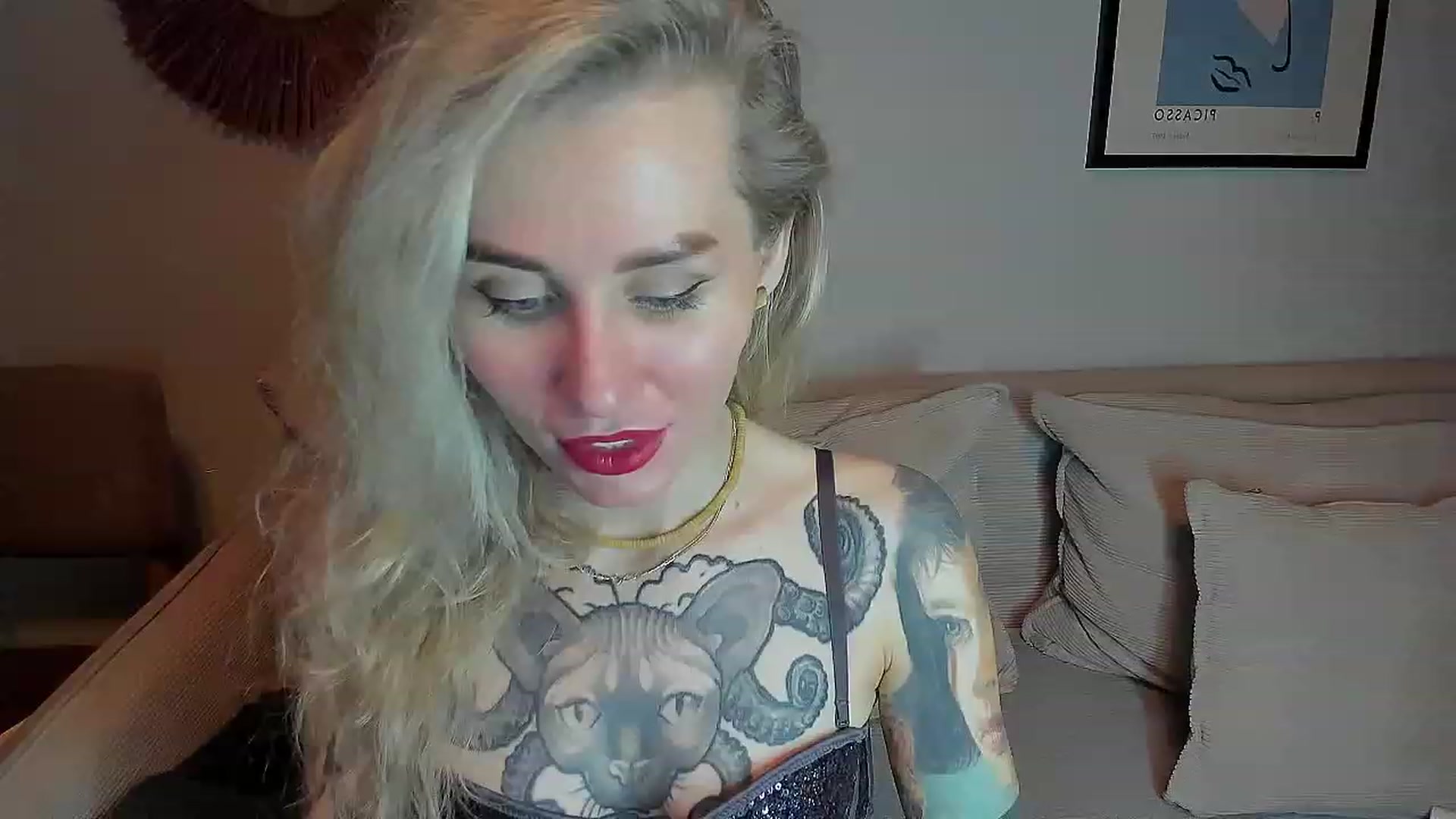 Gallery image thumbnail from Alexa_Smithhh's myfreecams stream on, 11/03/2023, 18:58 image 8 of 20