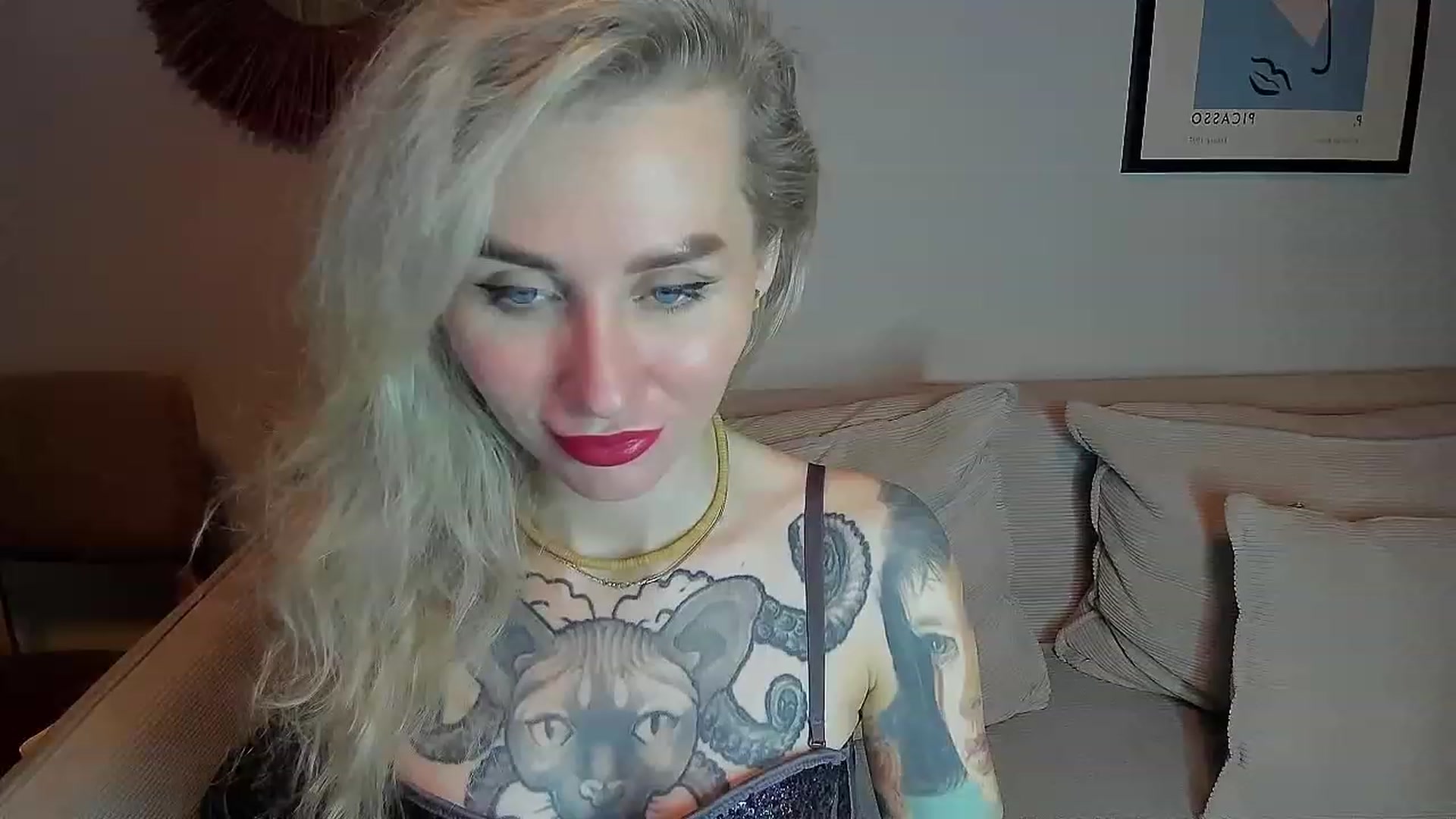 Gallery image thumbnail from Alexa_Smithhh's myfreecams stream on, 11/03/2023, 18:58 image 13 of 20