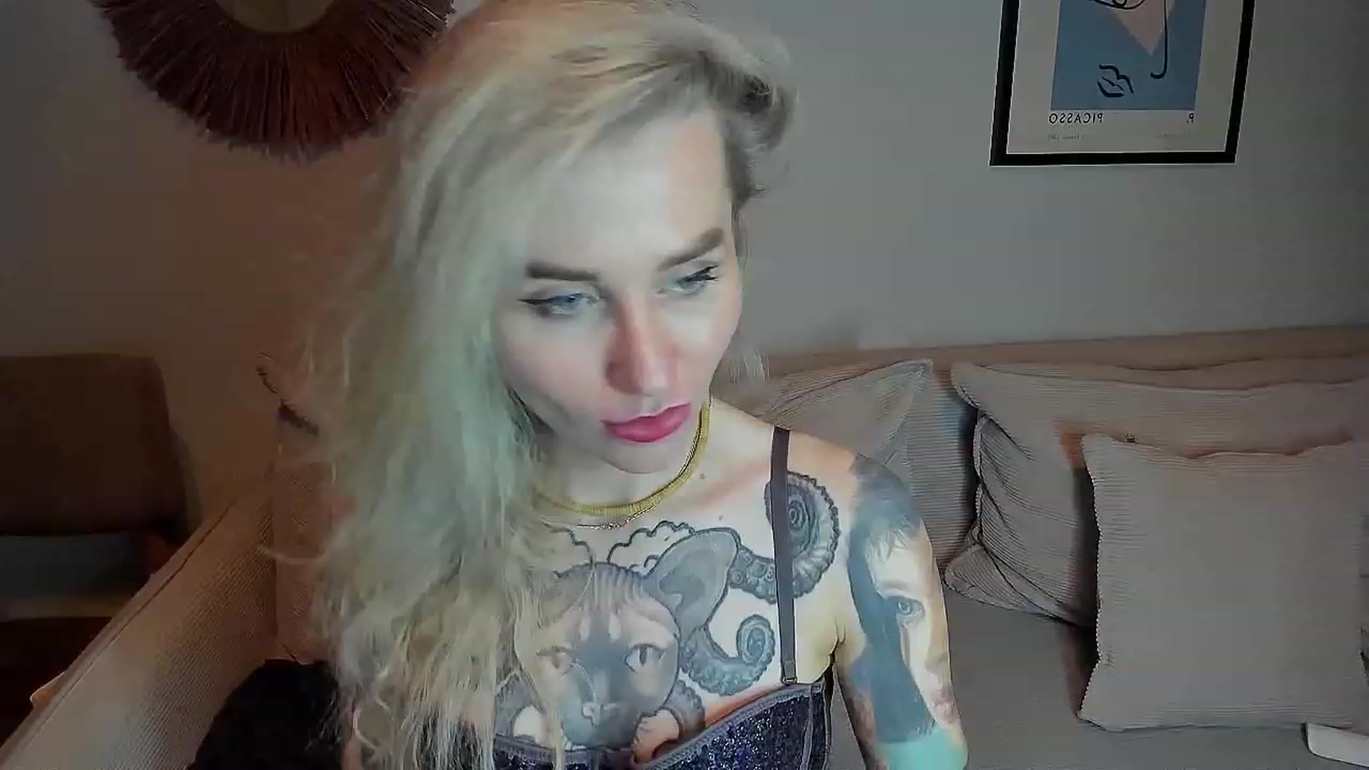 Gallery image thumbnail from Alexa_Smithhh's myfreecams stream on, 11/03/2023, 21:00 image 15 of 20