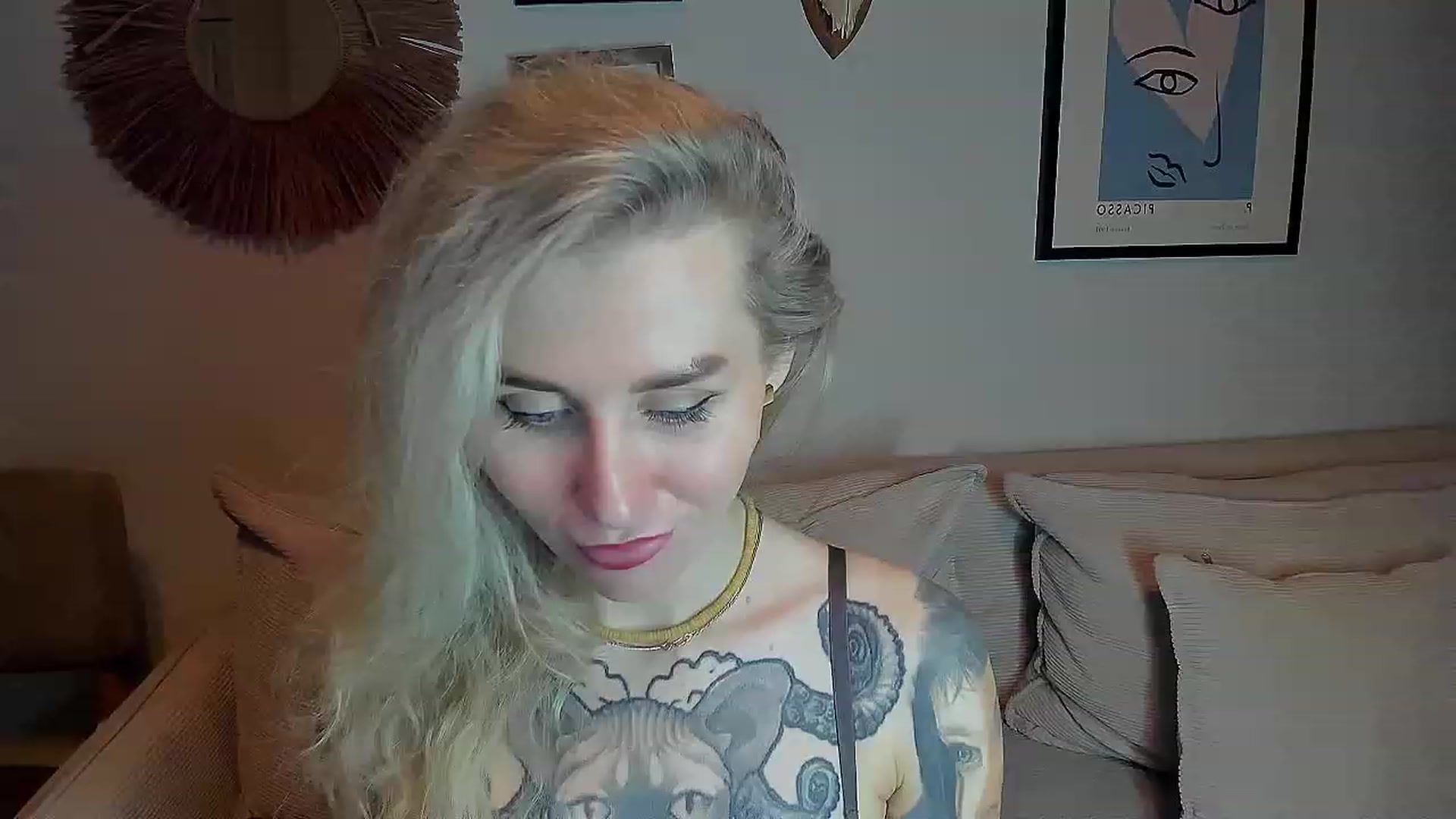 Gallery image thumbnail from Alexa_Smithhh's myfreecams stream on, 11/03/2023, 22:36 image 14 of 20