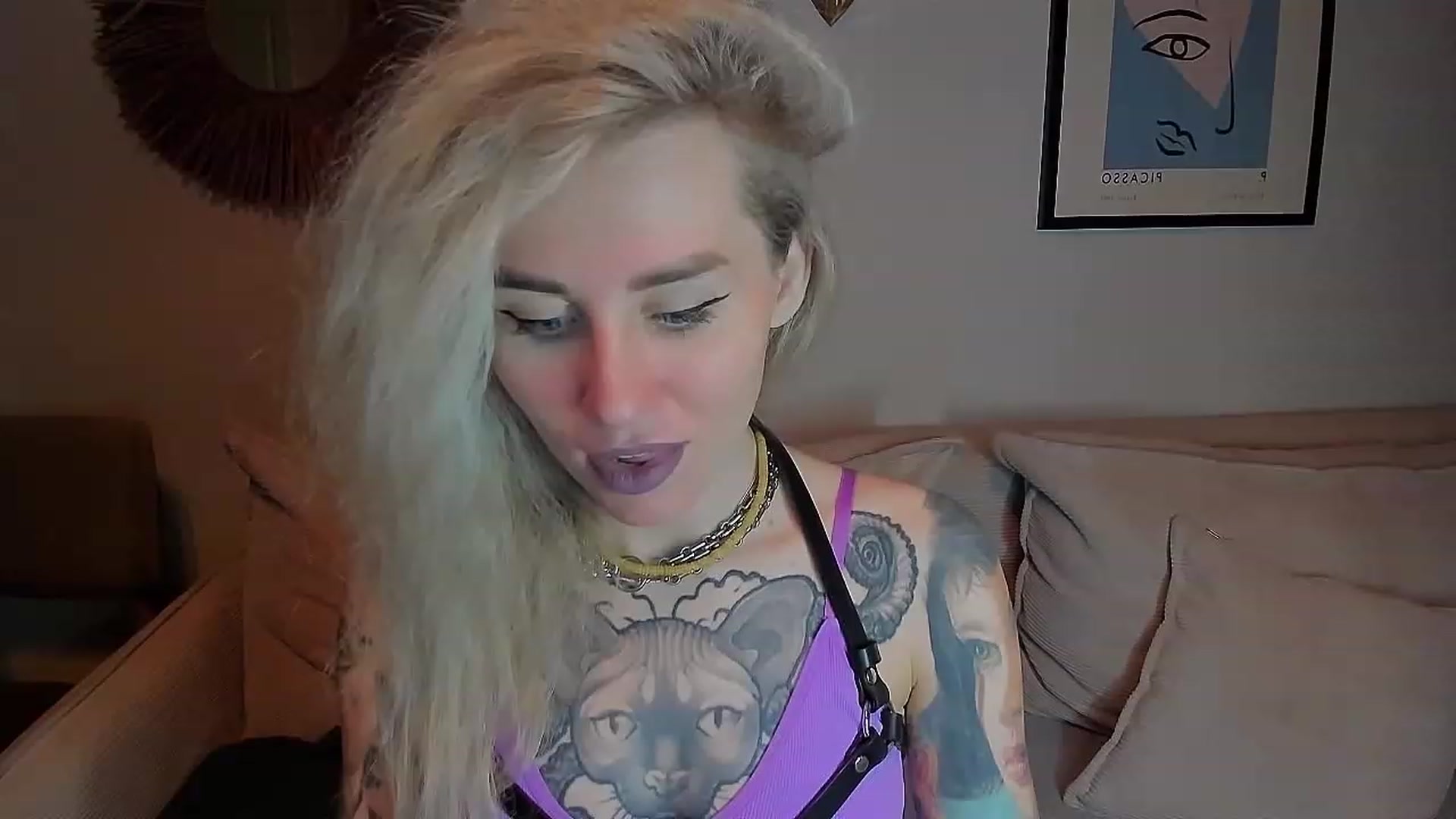 Gallery image thumbnail from Alexa_Smithhh's myfreecams stream on, 11/05/2023, 18:54 image 4 of 20